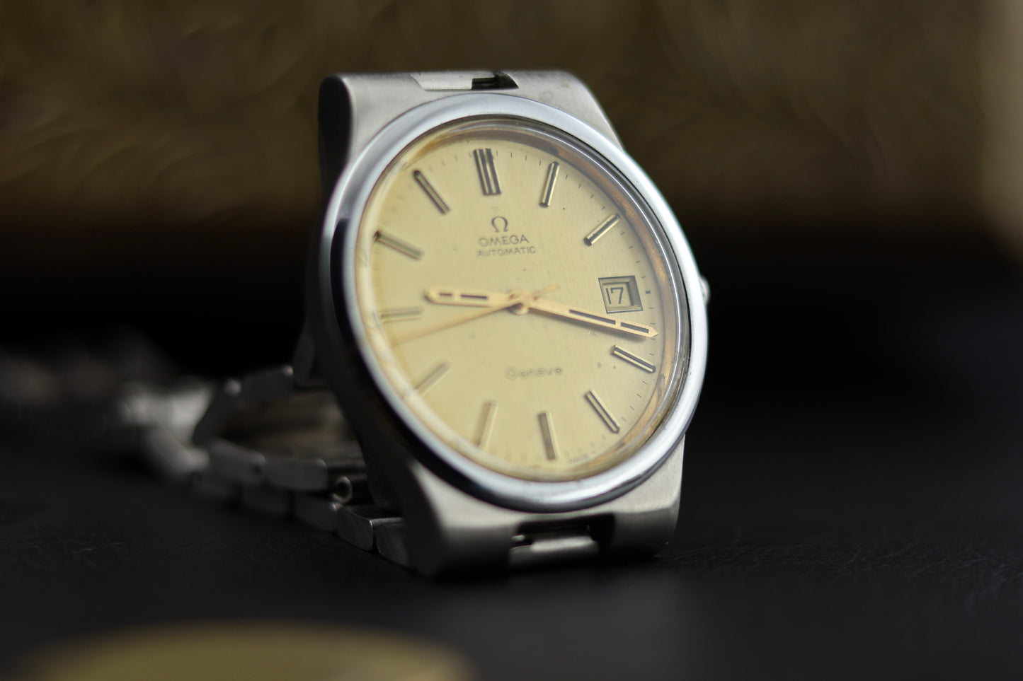 Omega Genève Automatic | Gold Dial