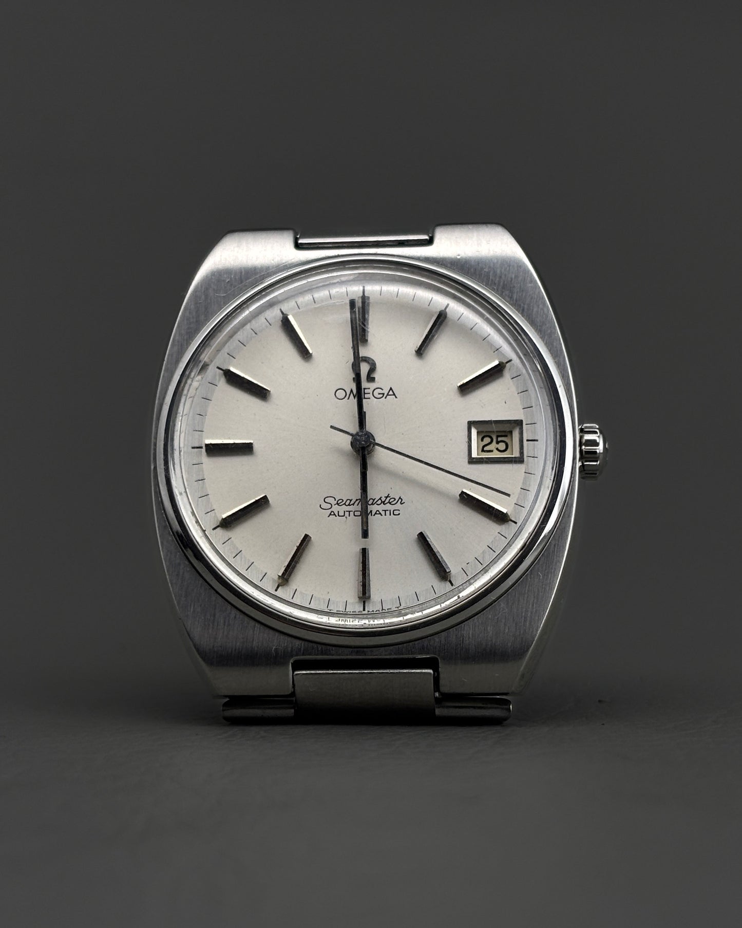 Omega Seamaster - TV Case