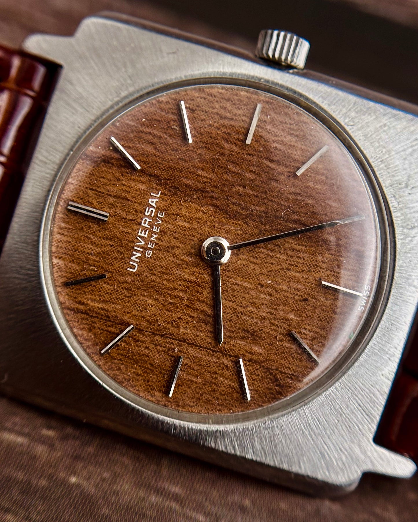 Universal Geneve Alteza | Wooden Dial