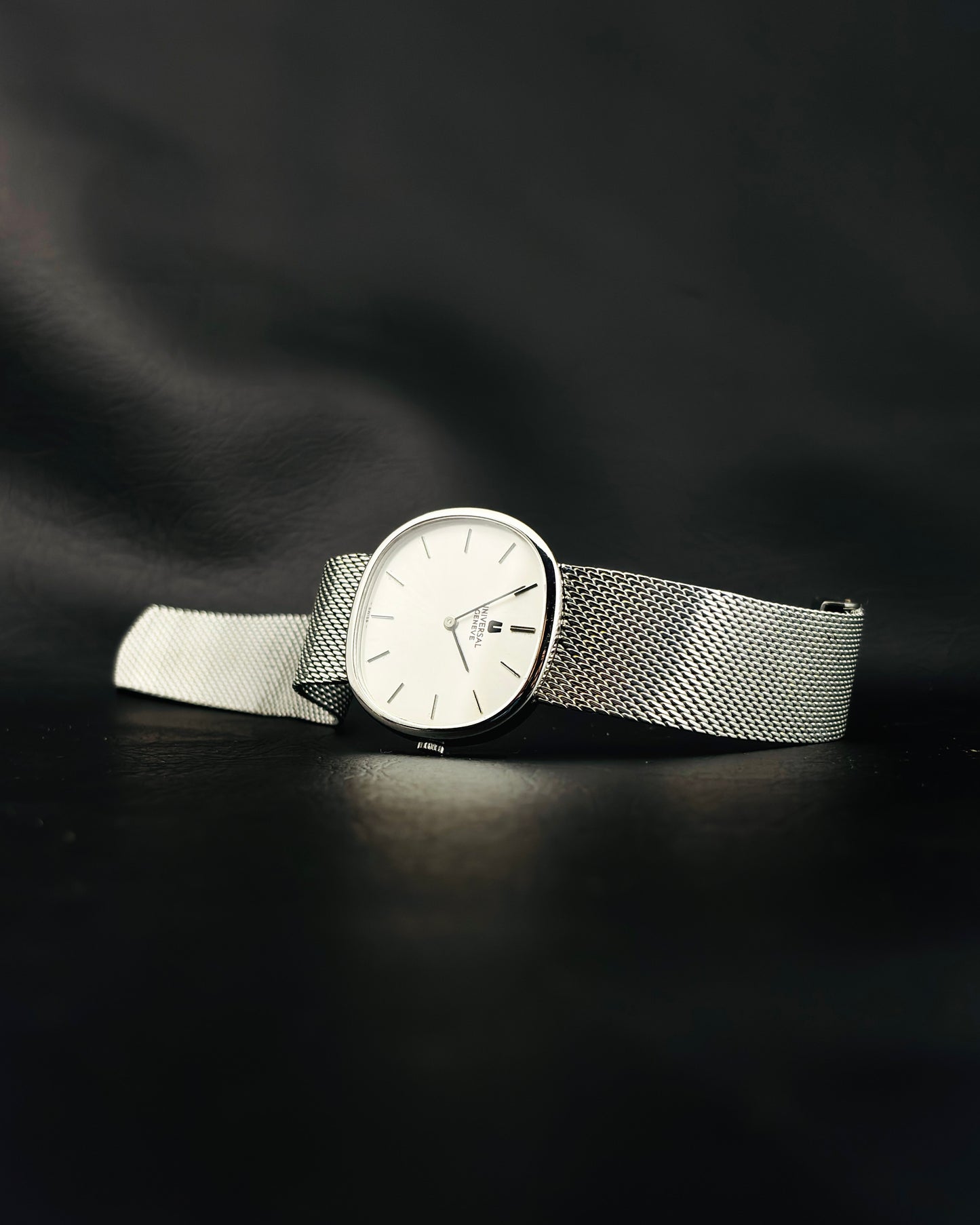 Universal Genève Sigma Matte Silver Ellipse