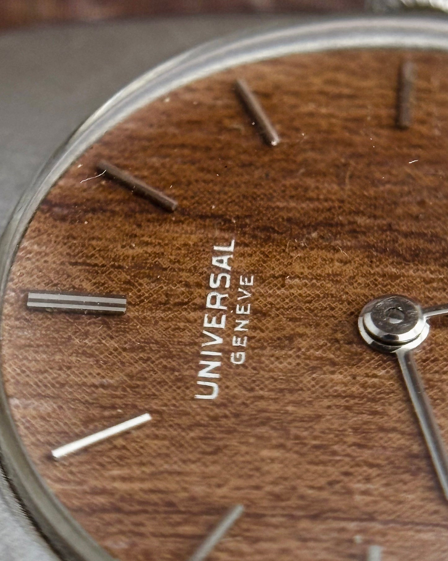 Universal Geneve Alteza | Wooden Dial
