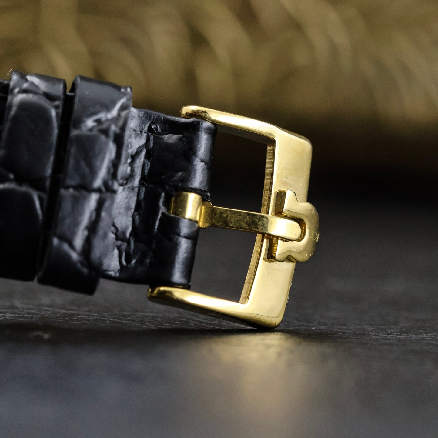Omega Tank Genève