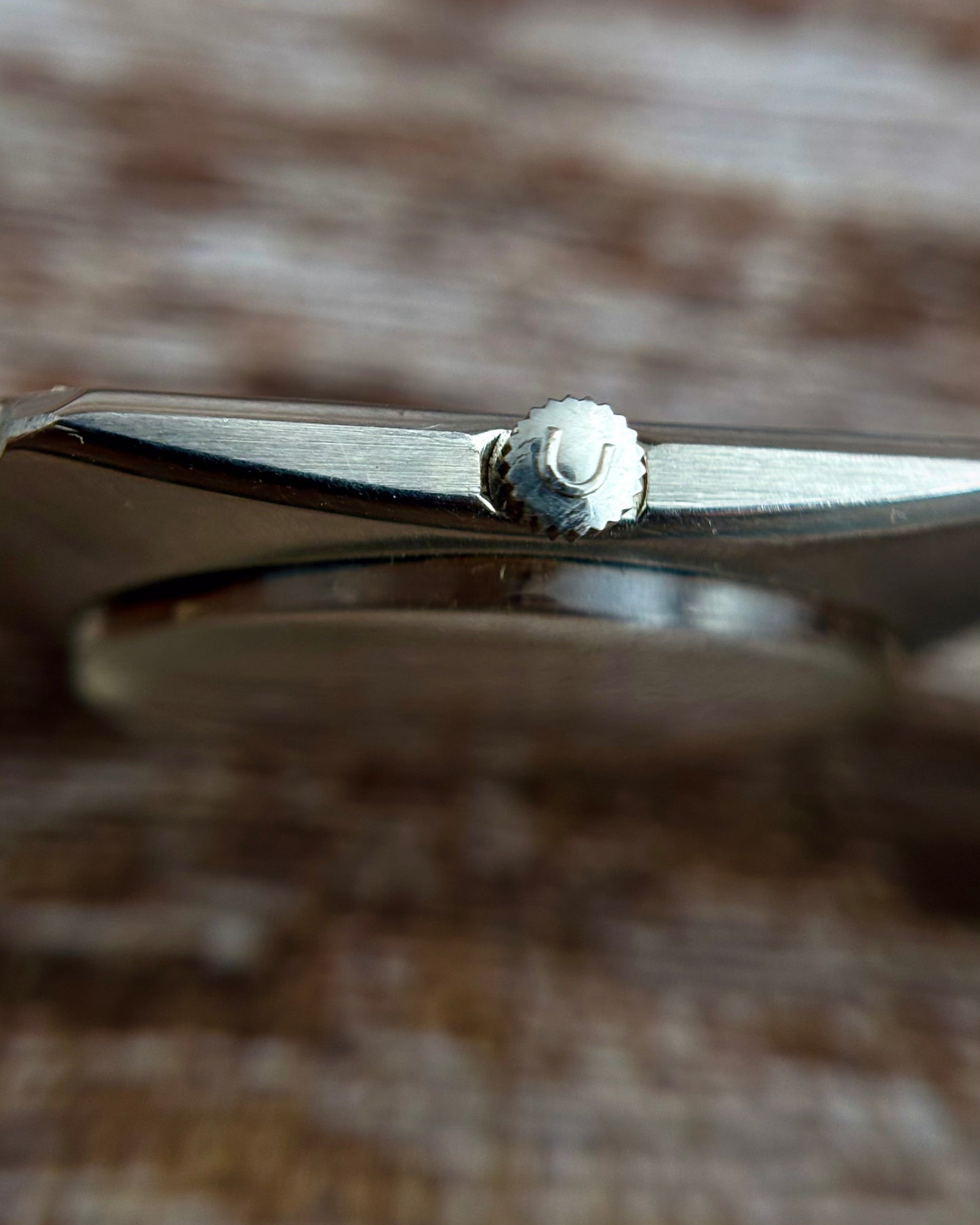 Universal Geneve Alteza | Wooden Dial