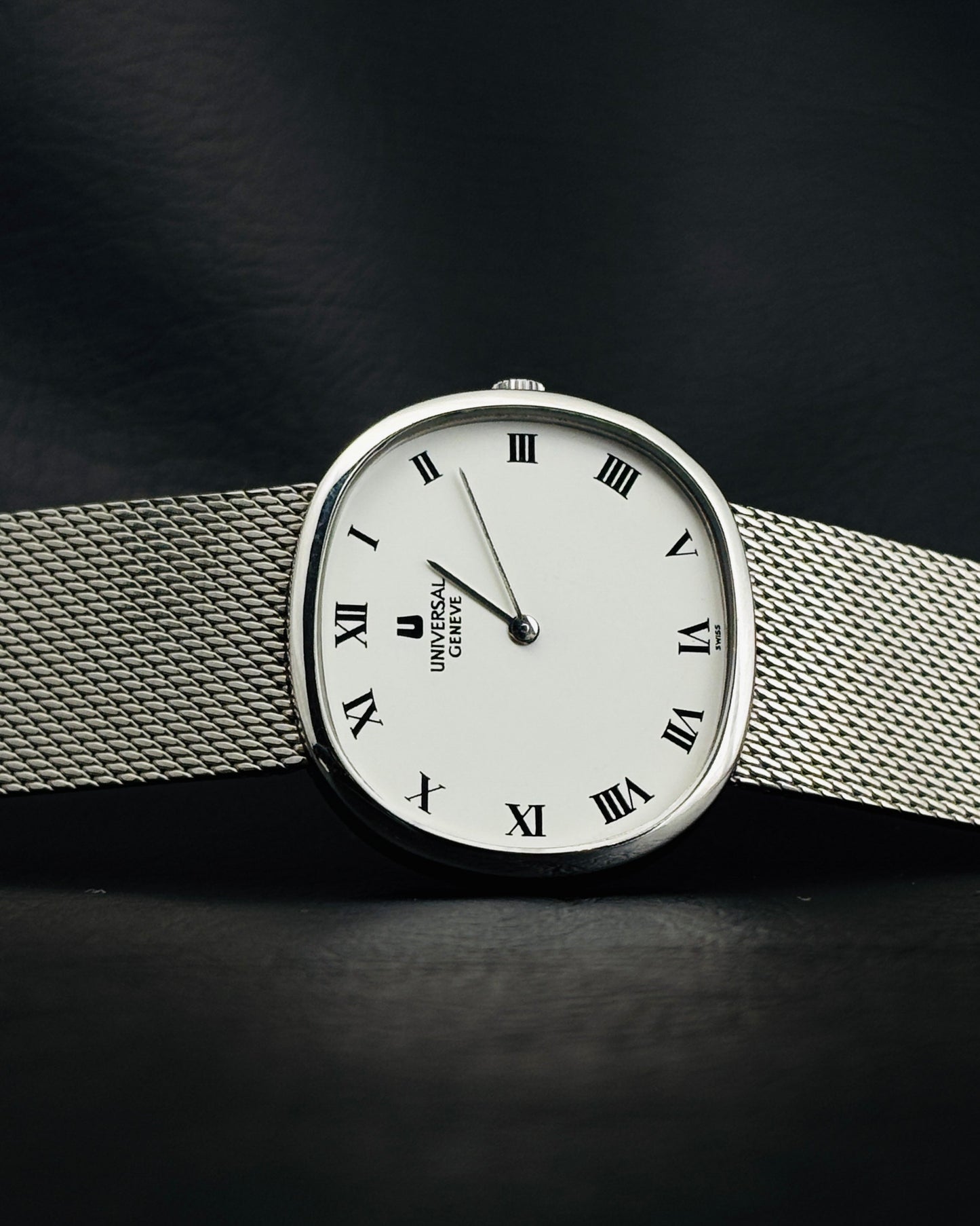 Universal Genève Ellipse - New Old Stock