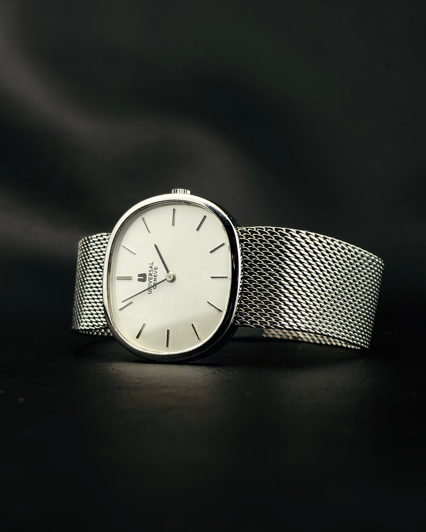 Universal Genève Sigma Matte Silver Ellipse