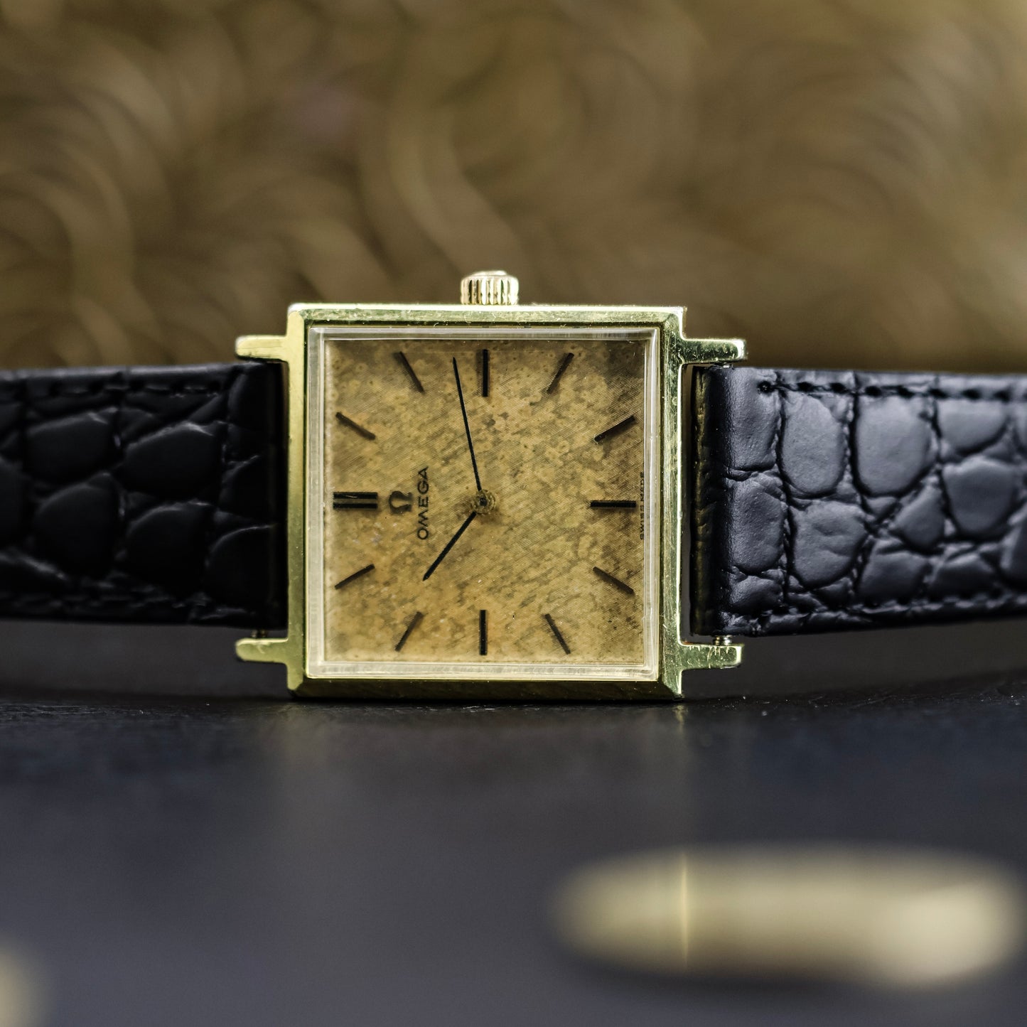 Omega Tank Genève
