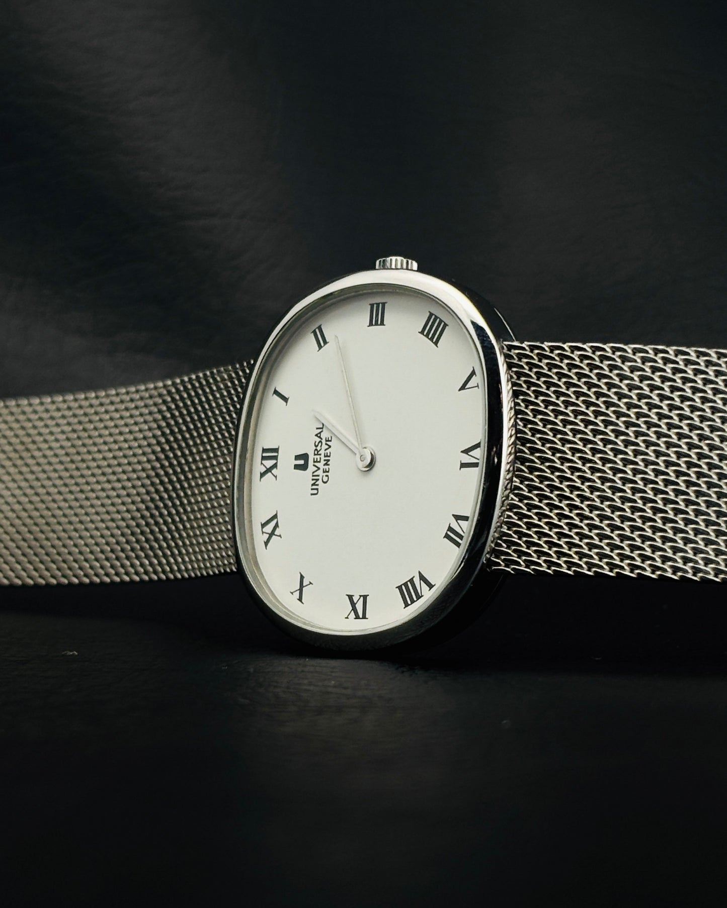 Universal Genève Ellipse - New Old Stock