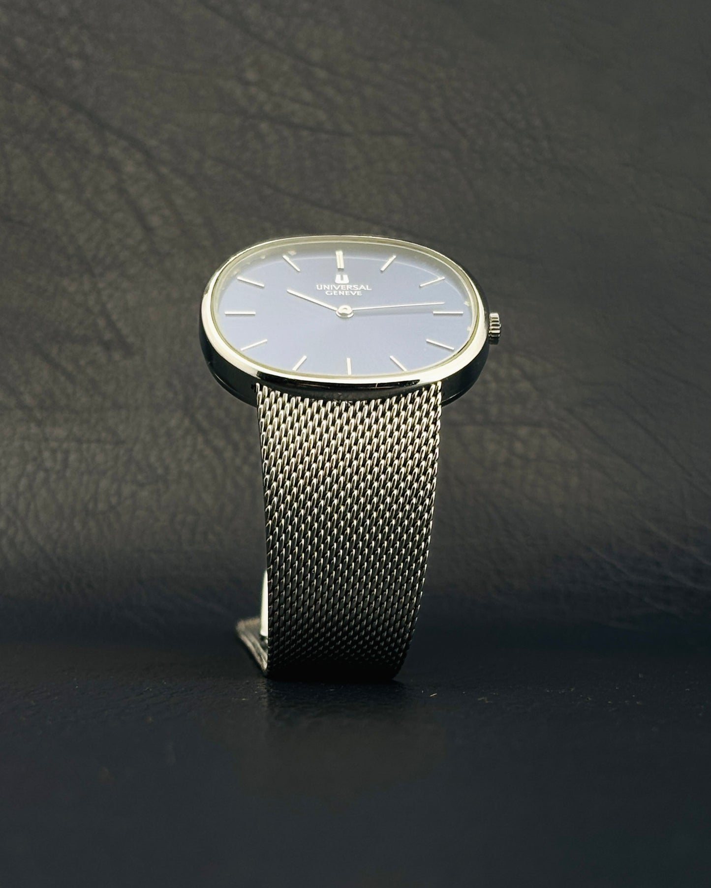 Universal Genève Sigma Blue Ellipse