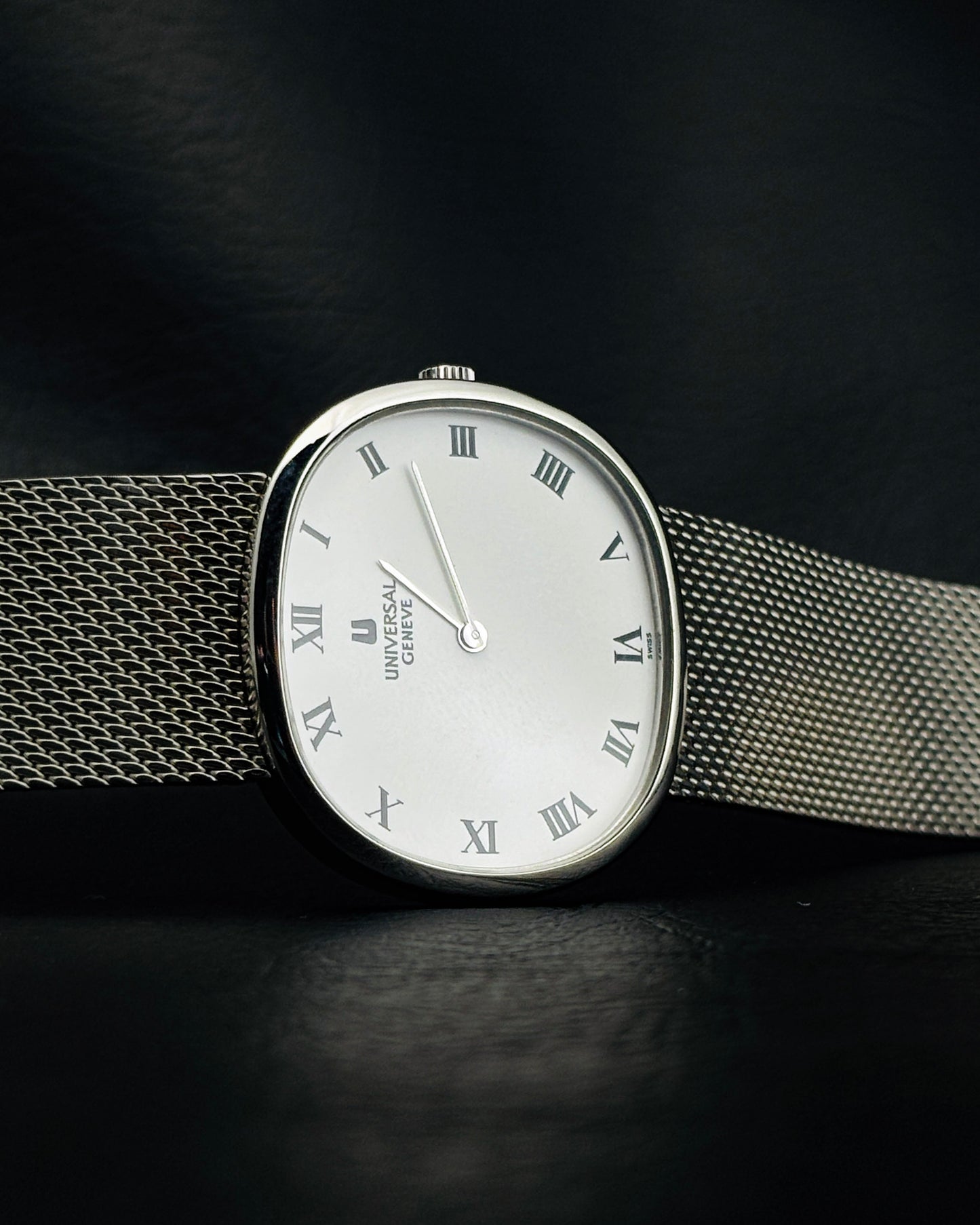 Universal Genève Ellipse - New Old Stock
