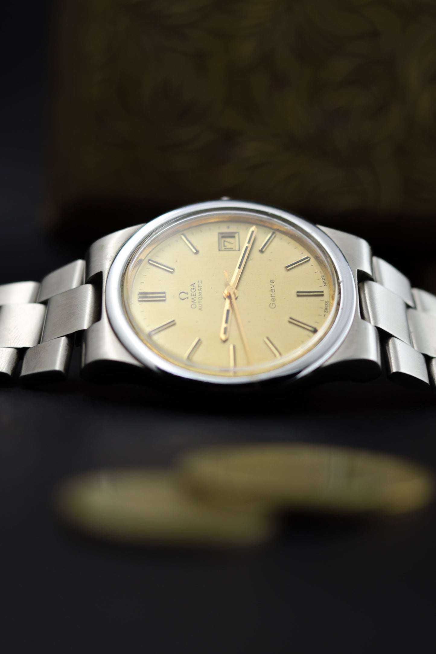 Omega Genève Automatic | Gold Dial