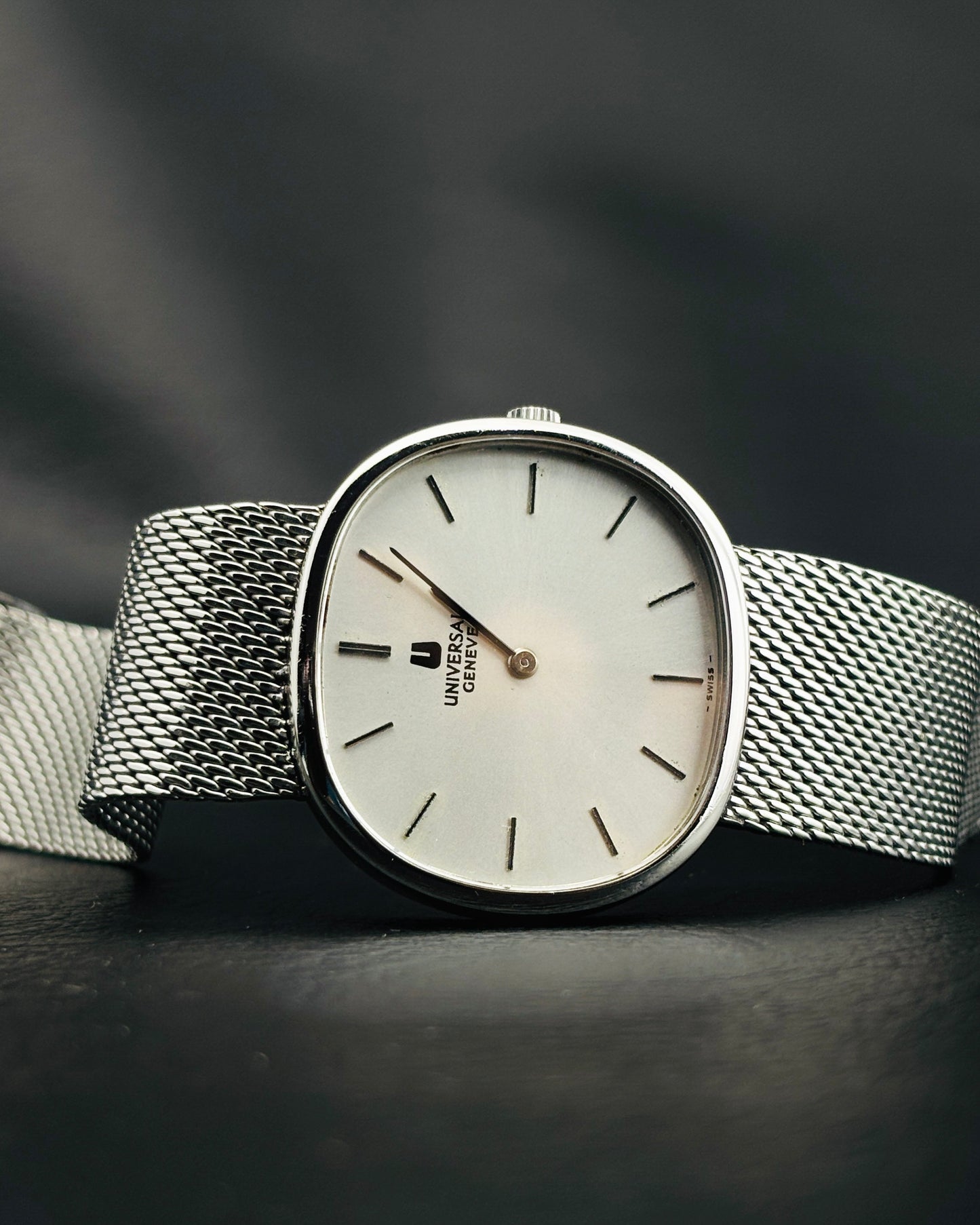 Universal Genève Sigma Matte Silver Ellipse