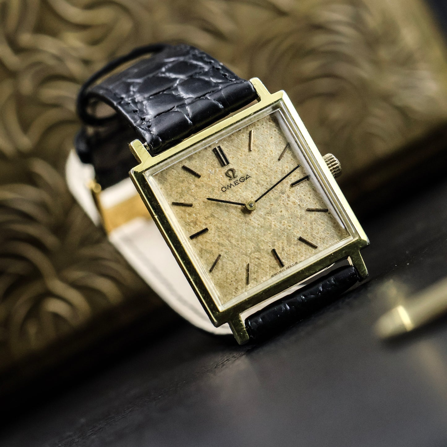 Omega Tank Genève
