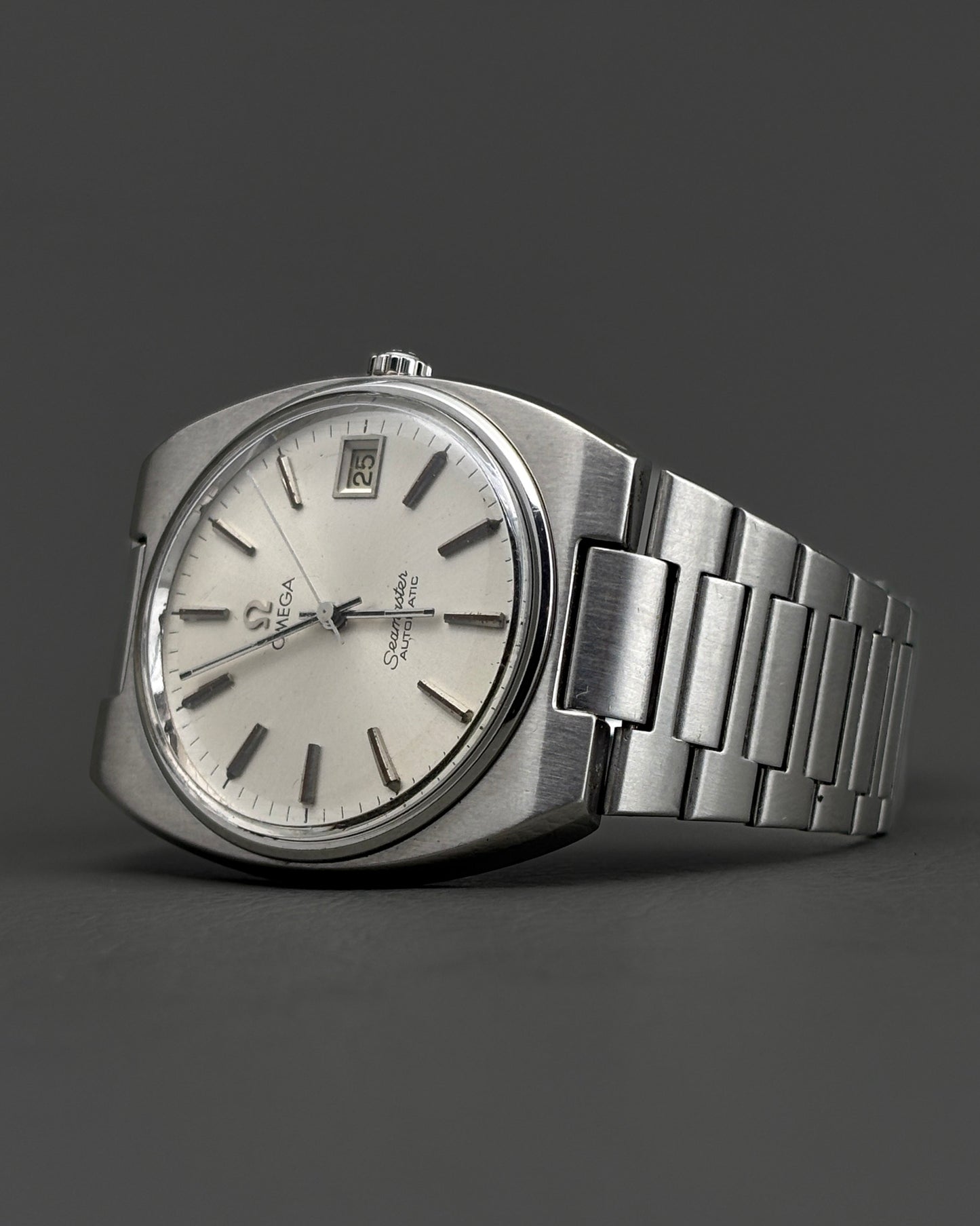 Omega Seamaster - TV Case