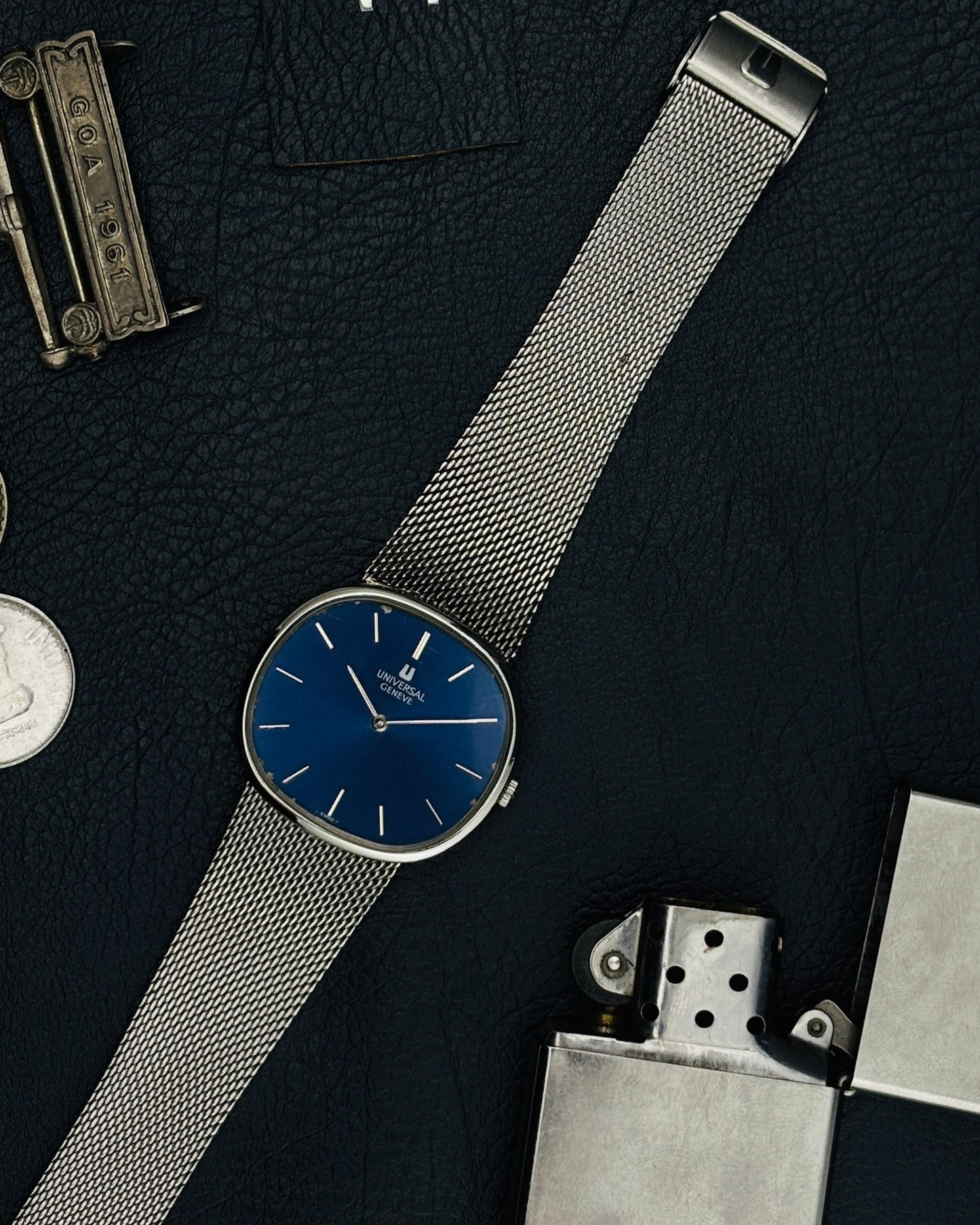 Universal Genève Sigma Blue Ellipse