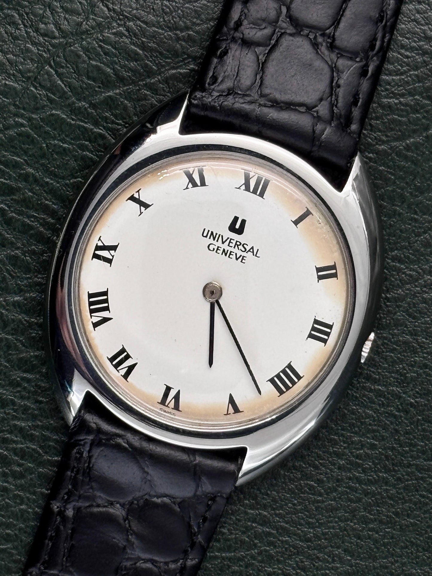 Universal Genève Ellipse - White Shadow Design