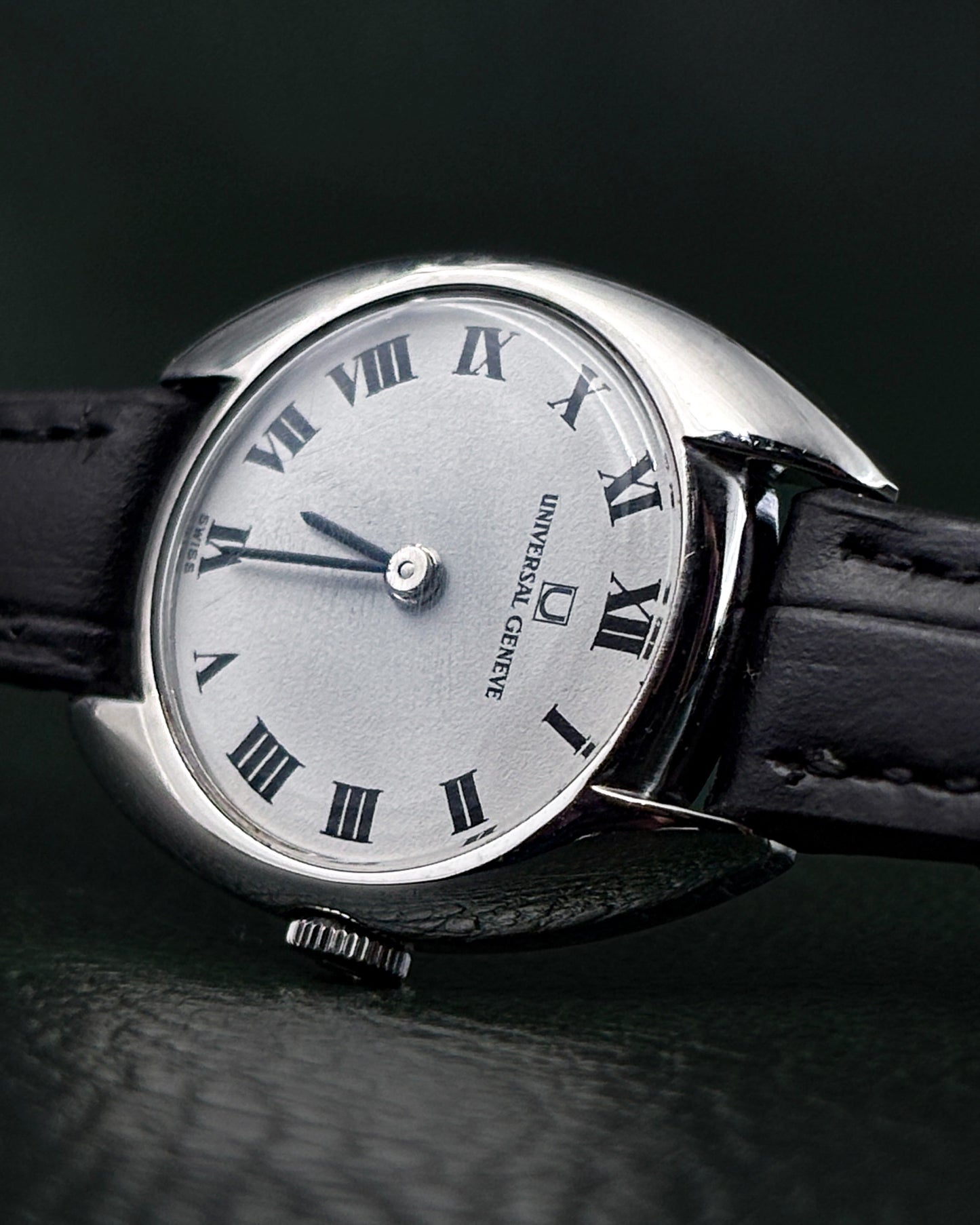 Universal Genève ladies - white shadow design
