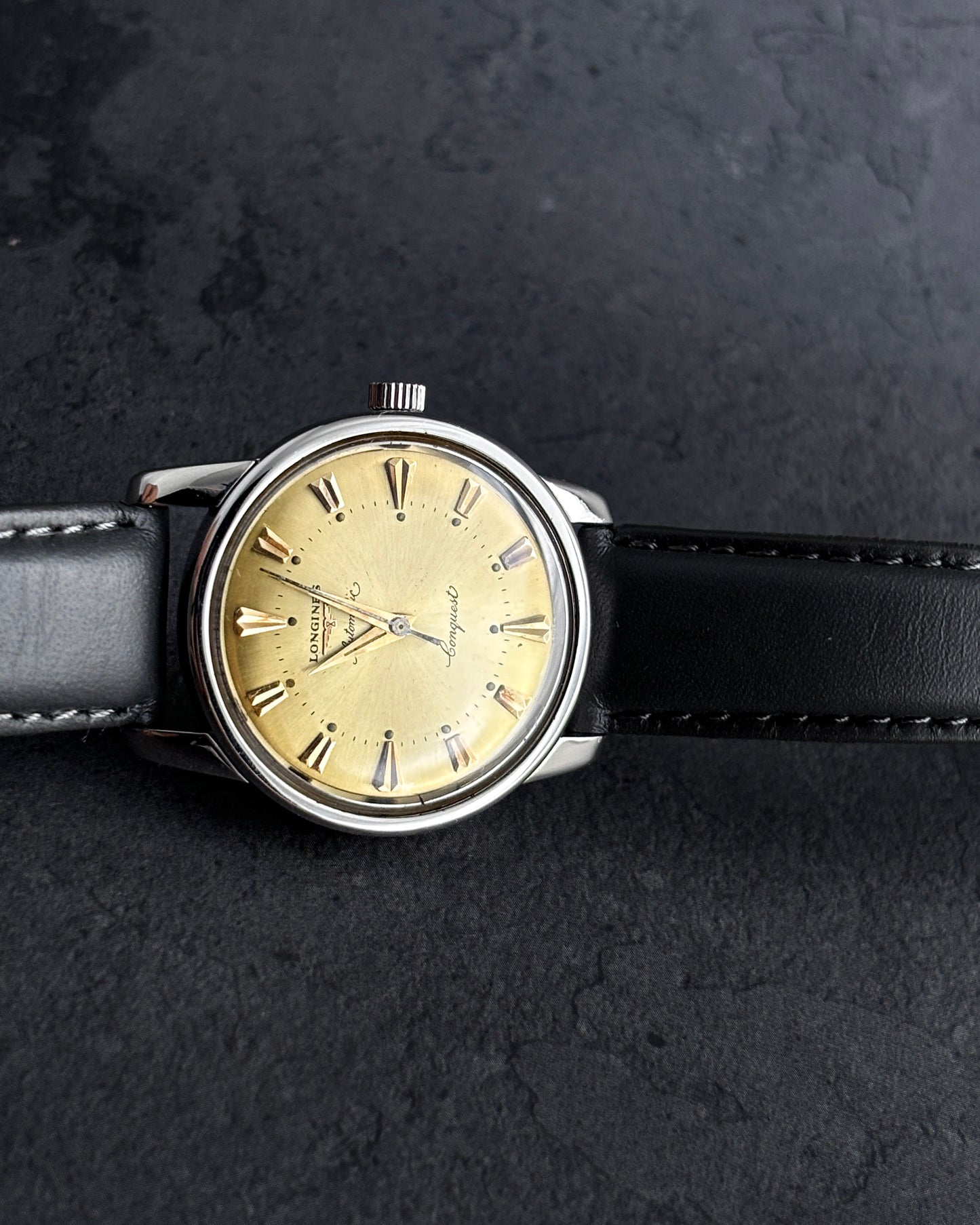 Longines Conquest | Gold Dial