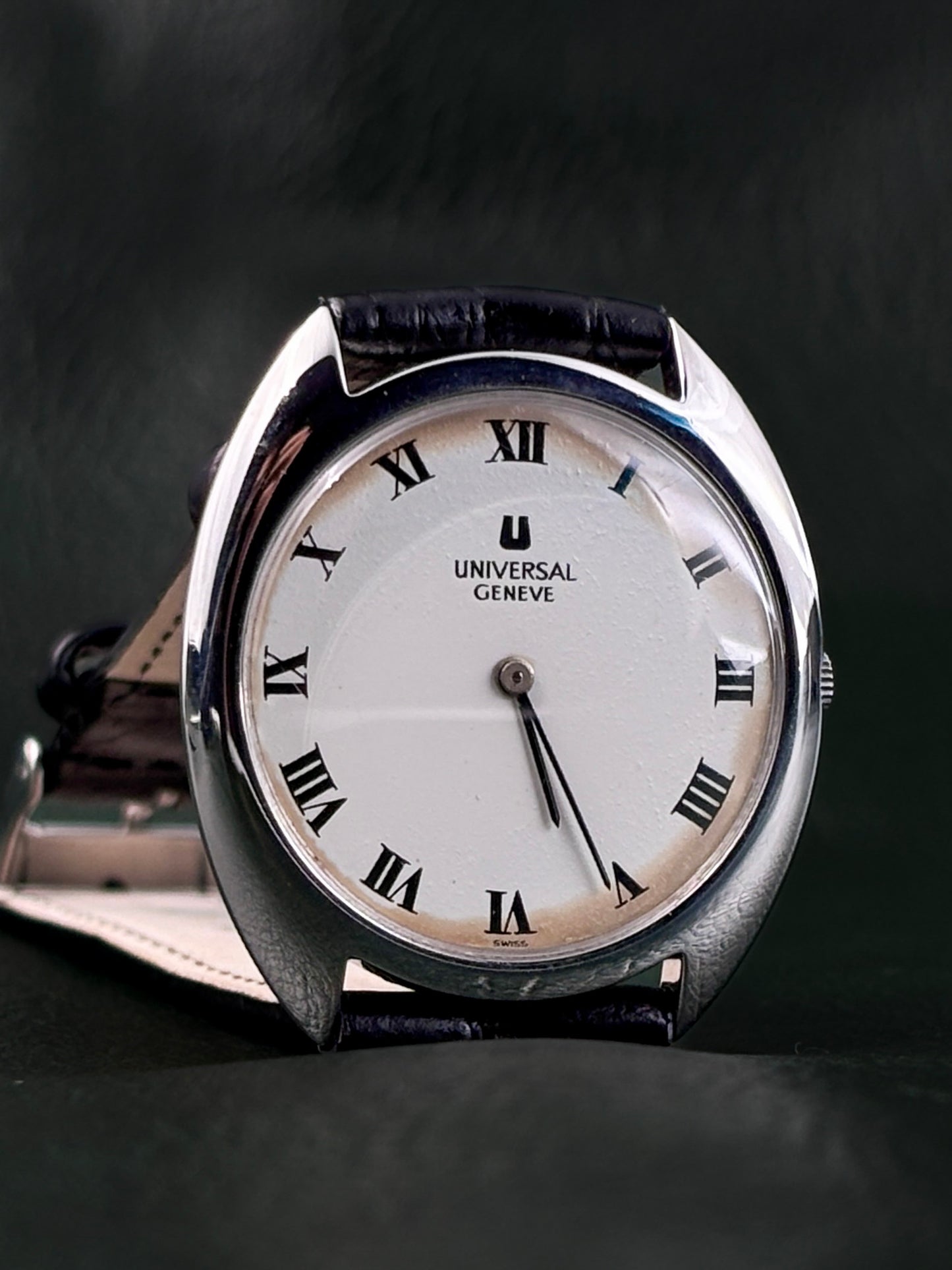 Universal Genève Ellipse - White Shadow Design