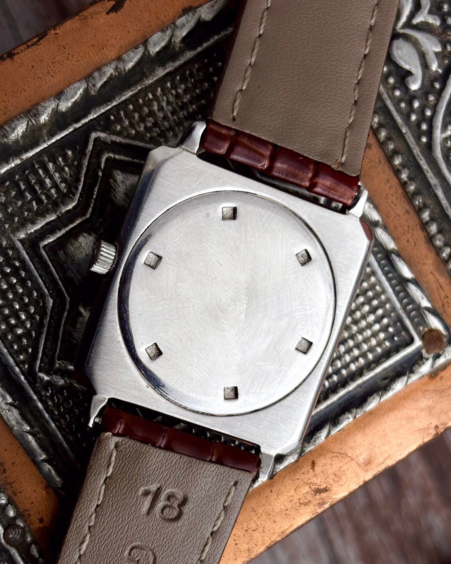 Universal Geneve Alteza | Wooden Dial