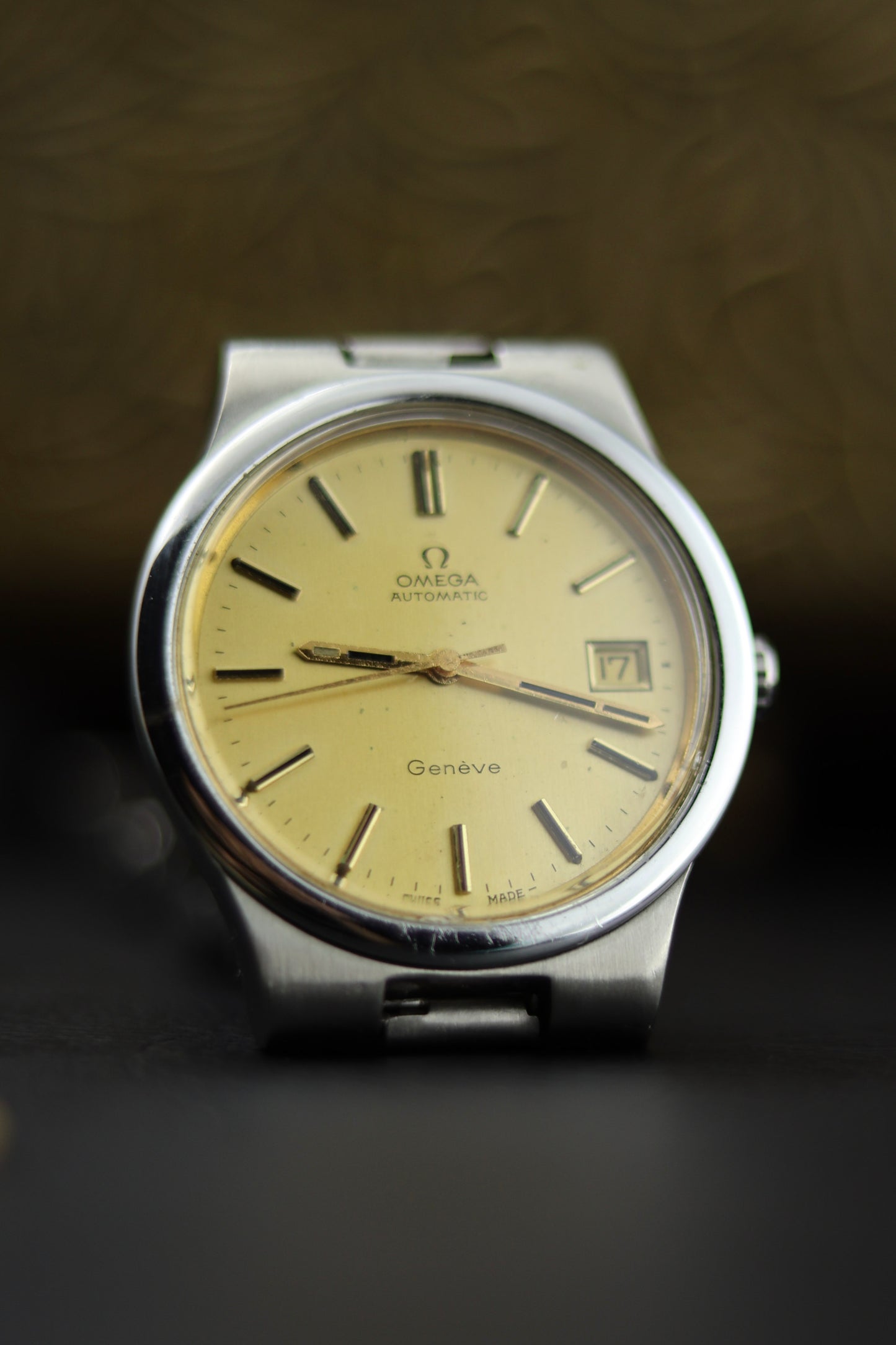 Omega Genève Automatic | Gold Dial