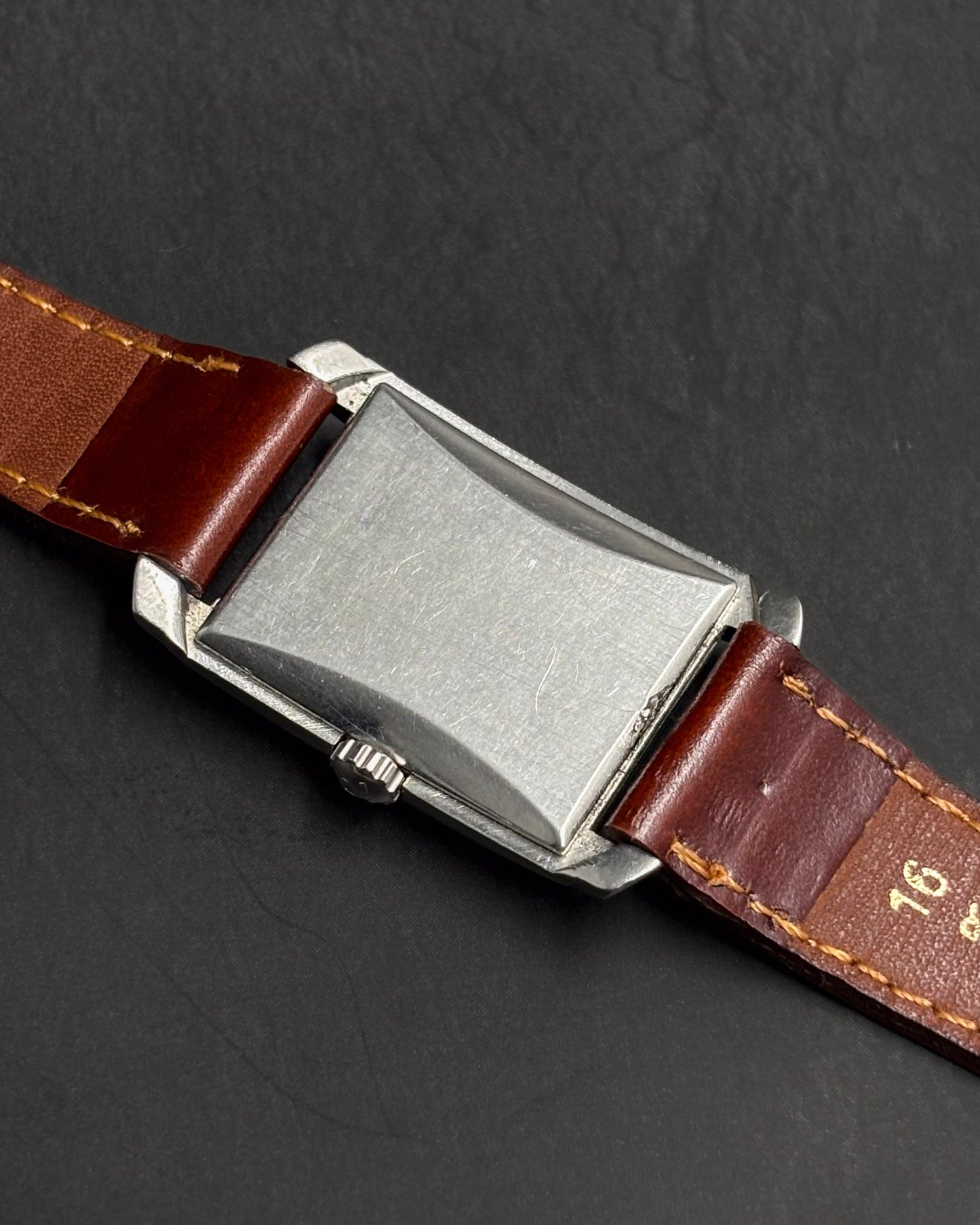 Omega Sub-Second Curvex