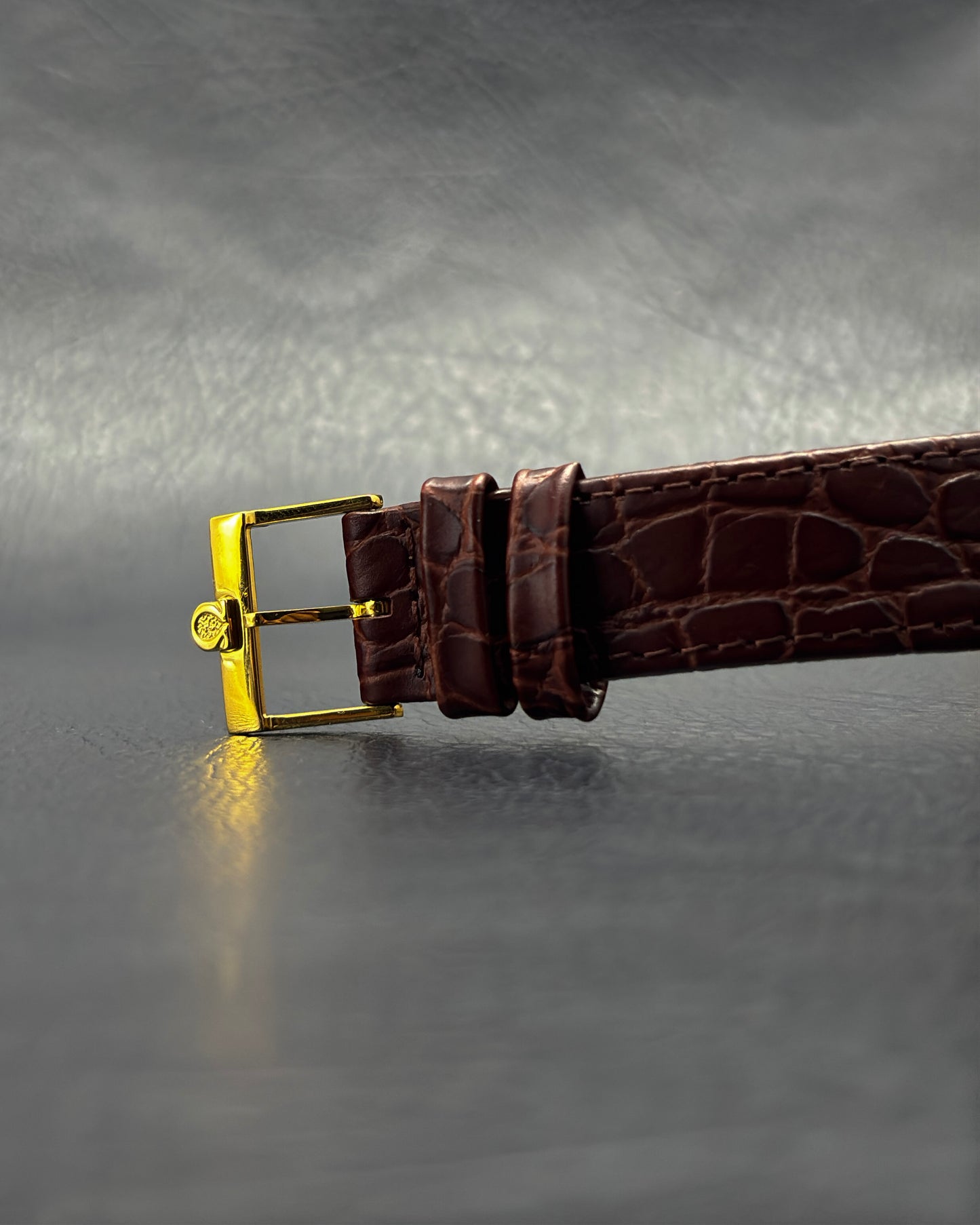 Omega Genève Automatic | Rare Burgundy Dial
