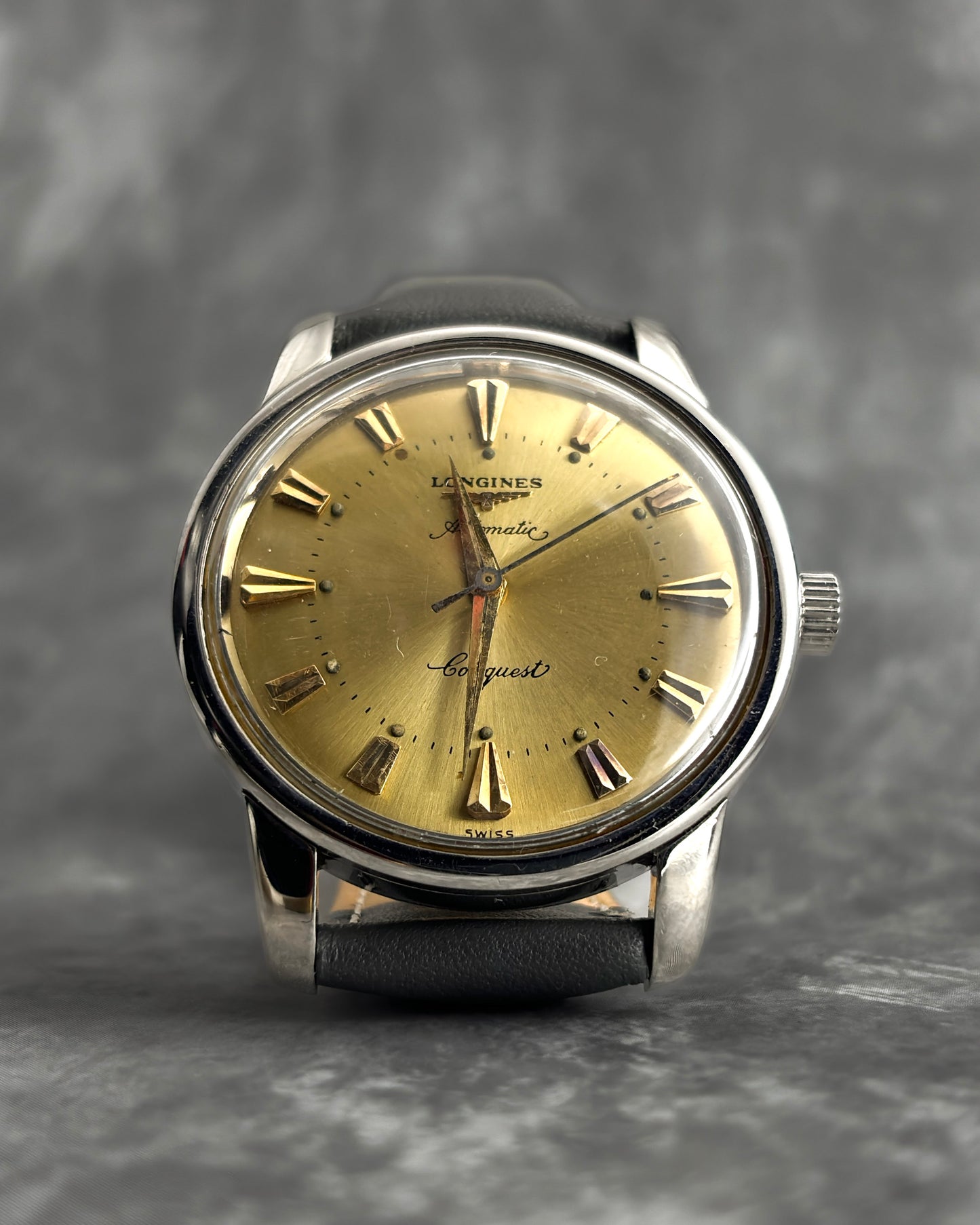 Longines Conquest | Gold Dial