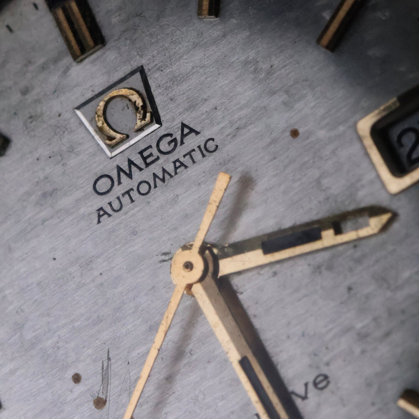 Omega Genève Automatic