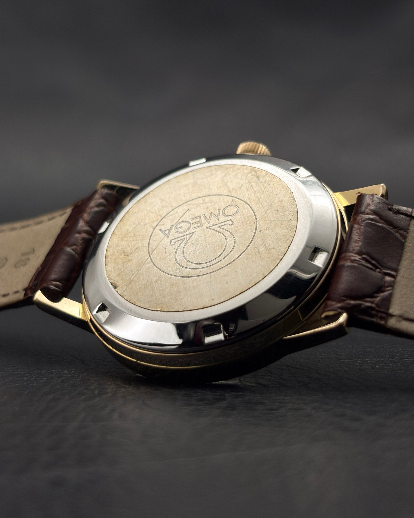 Omega Genève Automatic | Rare Burgundy Dial