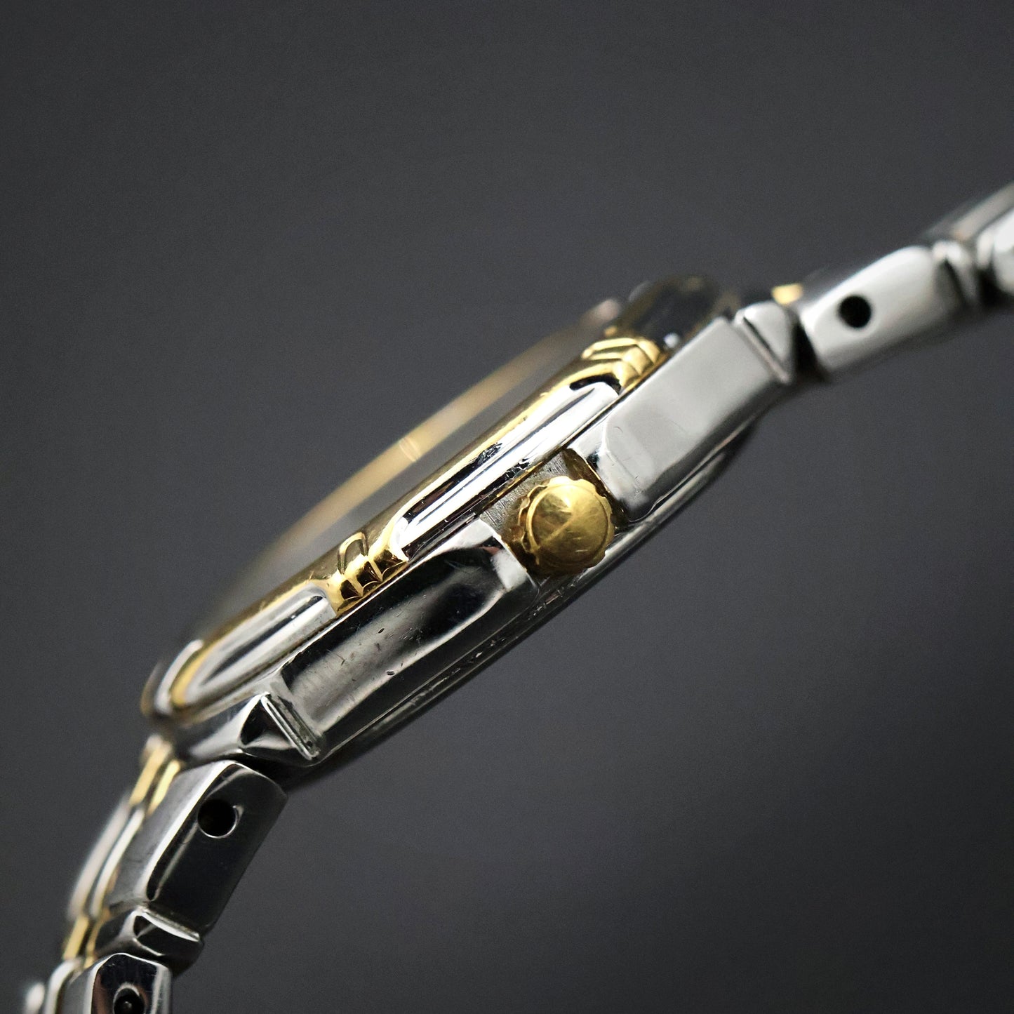 Seiko Two-Tone Scalloped Bezel with Date