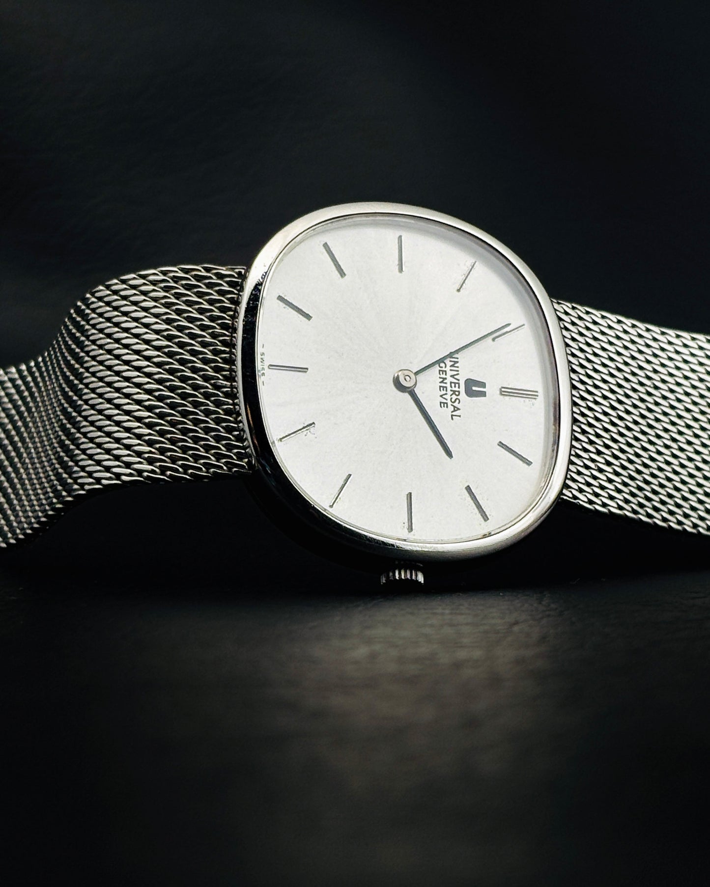 Universal Genève Sigma Matte Silver Ellipse
