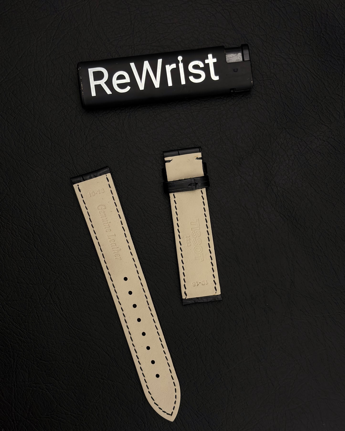 Odd size leather strap - Black