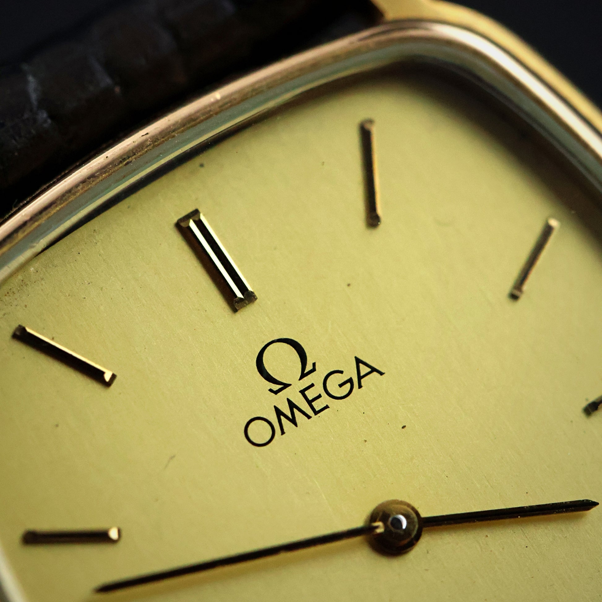 Omega De Ville Quartz Tank