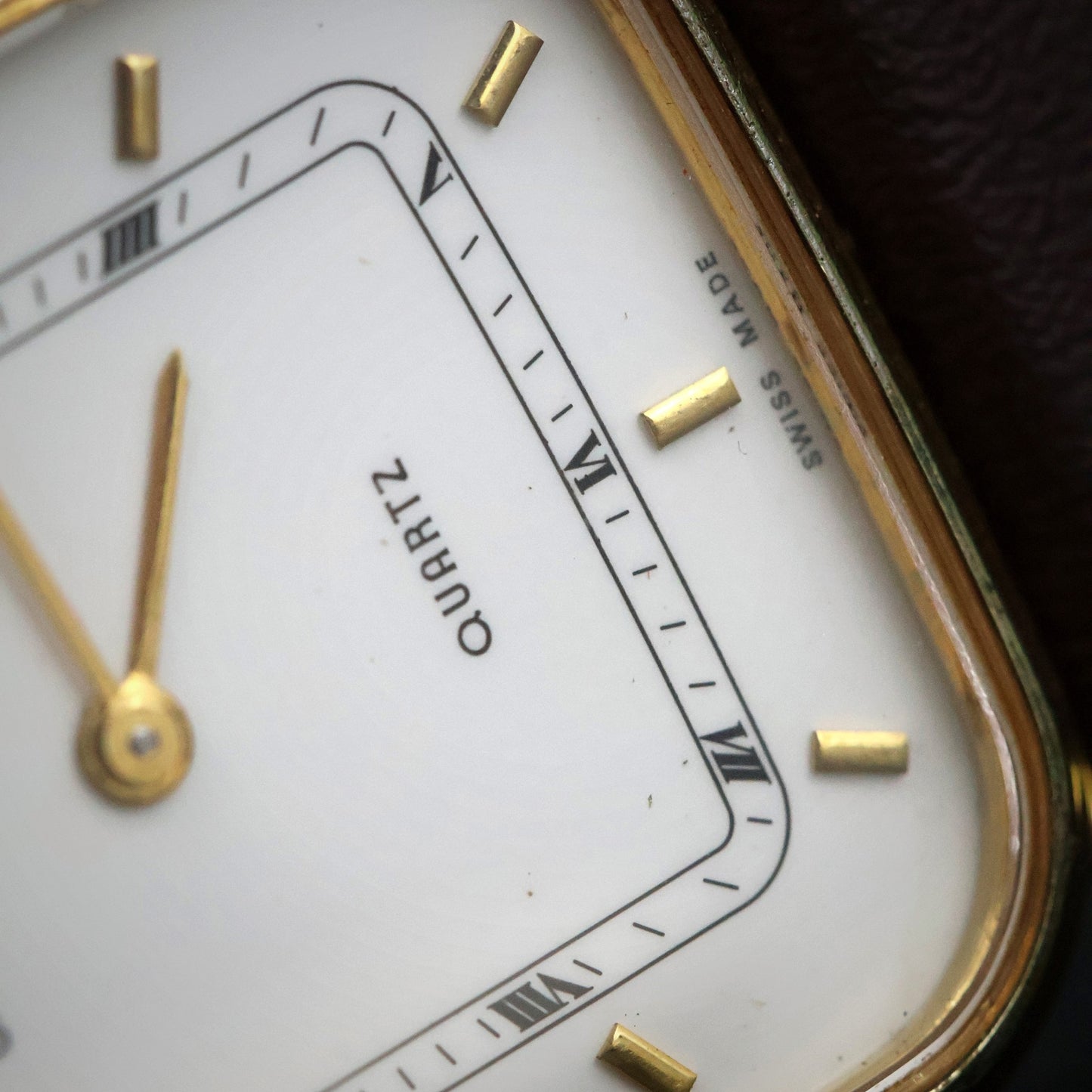 Universal Geneve Tank