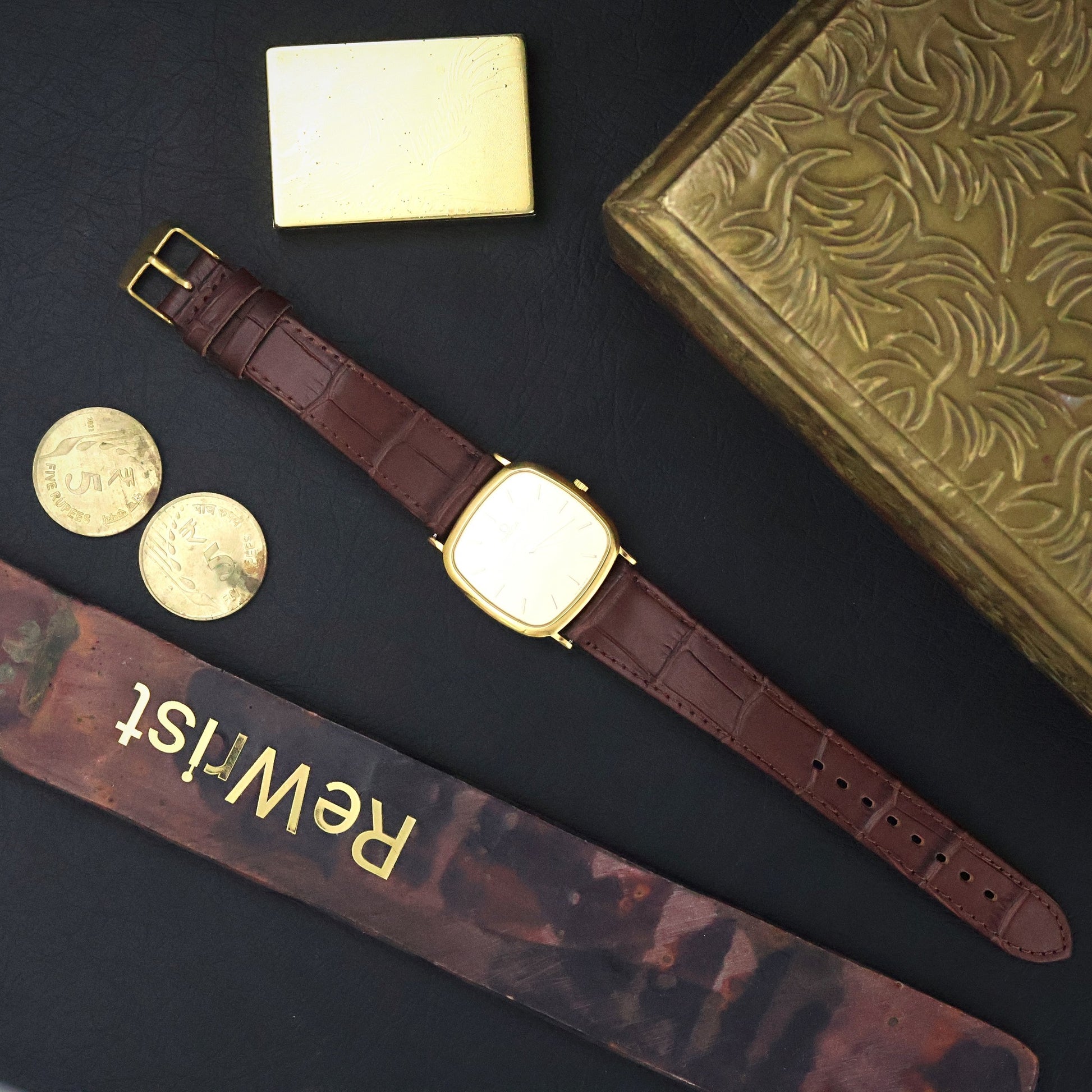 Omega De Ville - Gold Cushion NOS