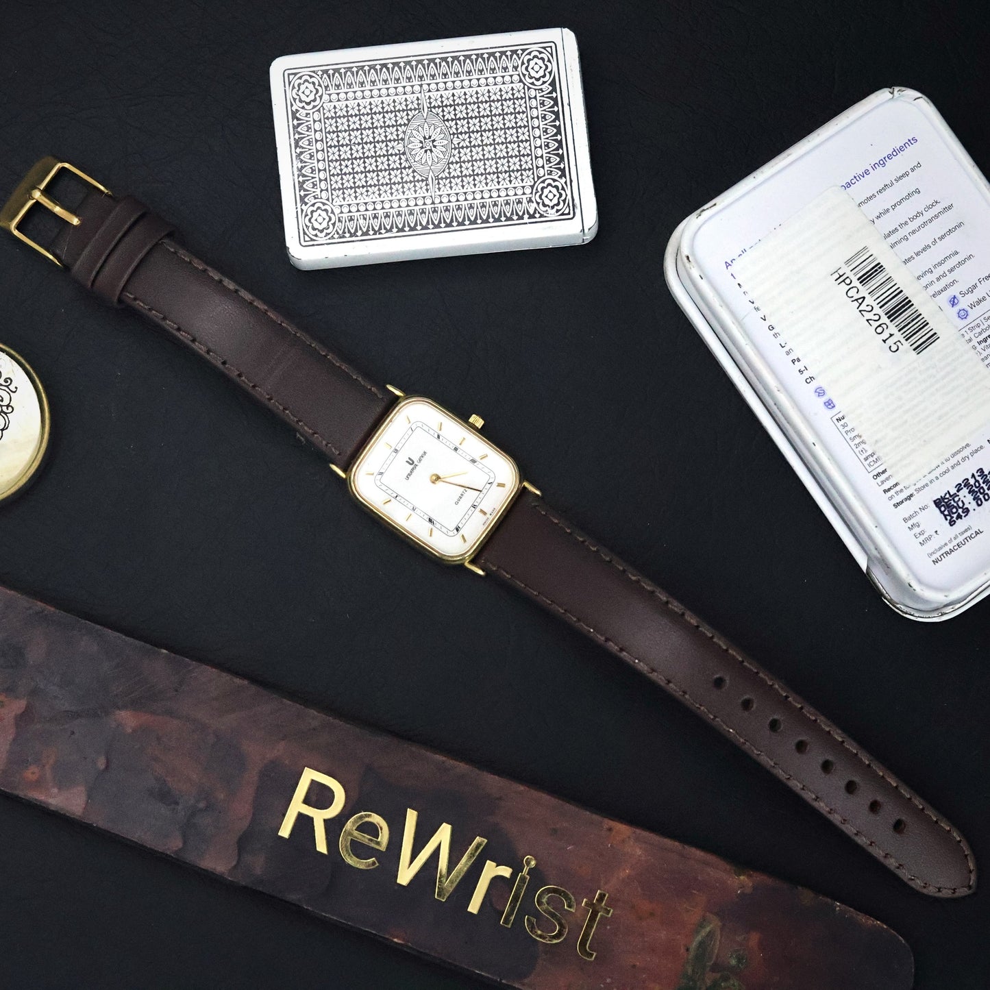 Universal Geneve Tank