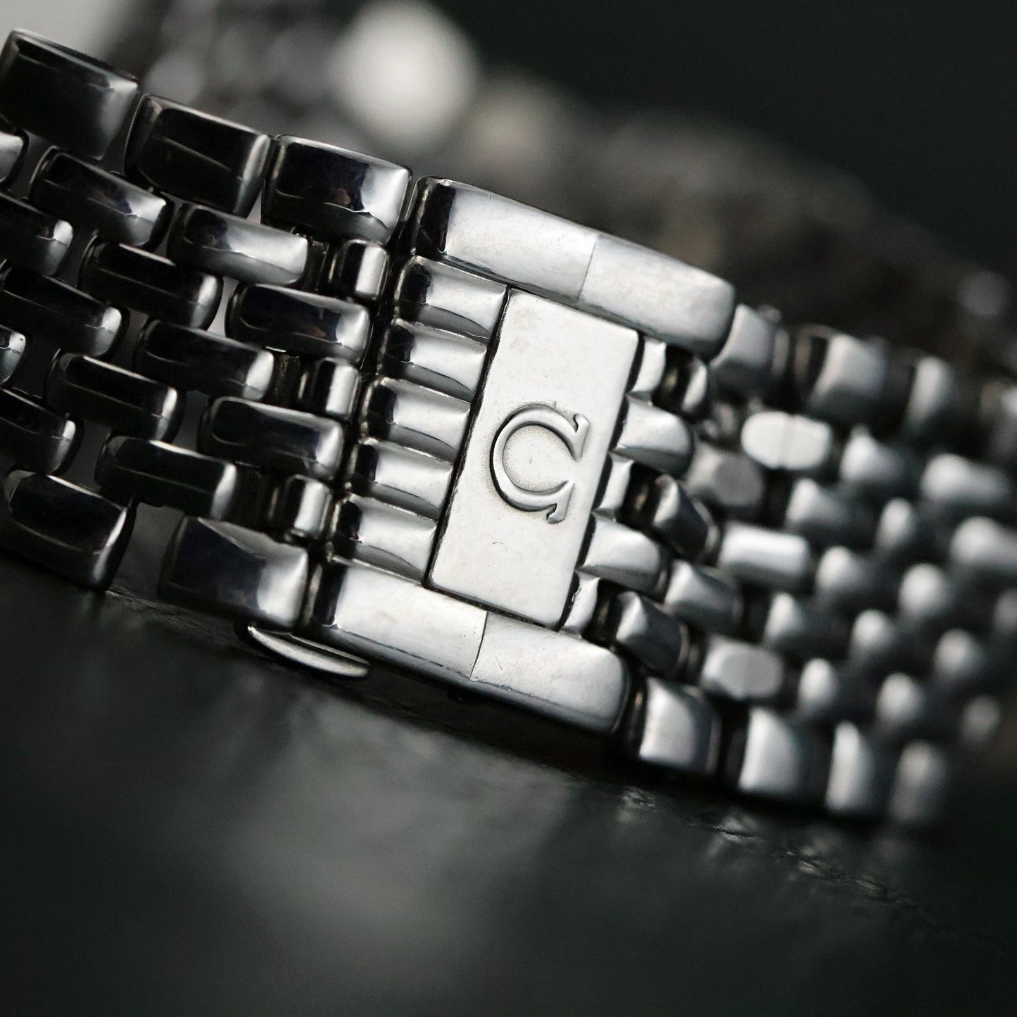 Omega - Steel Rice-Bead Bracelet, Cream Dial with Date