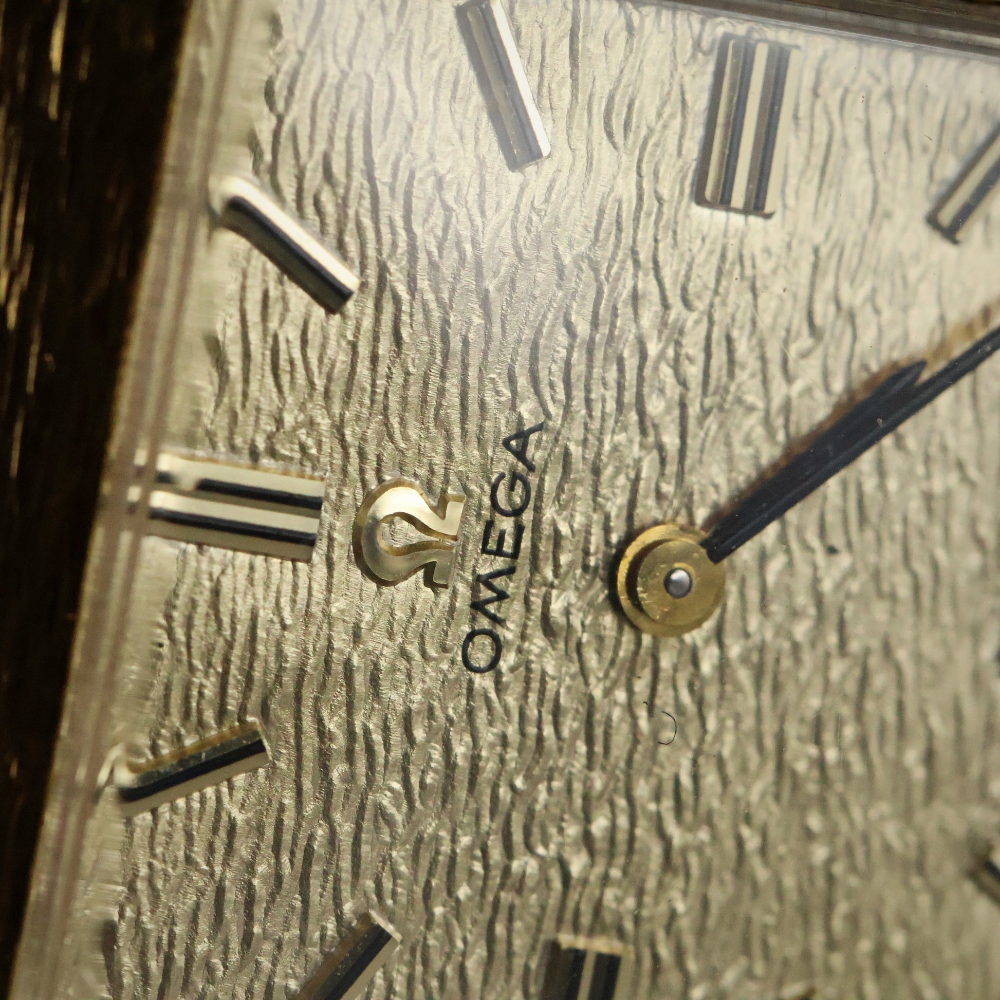 Omega Gold Dress Watch | Square Case | Gold Mesh Bracelet