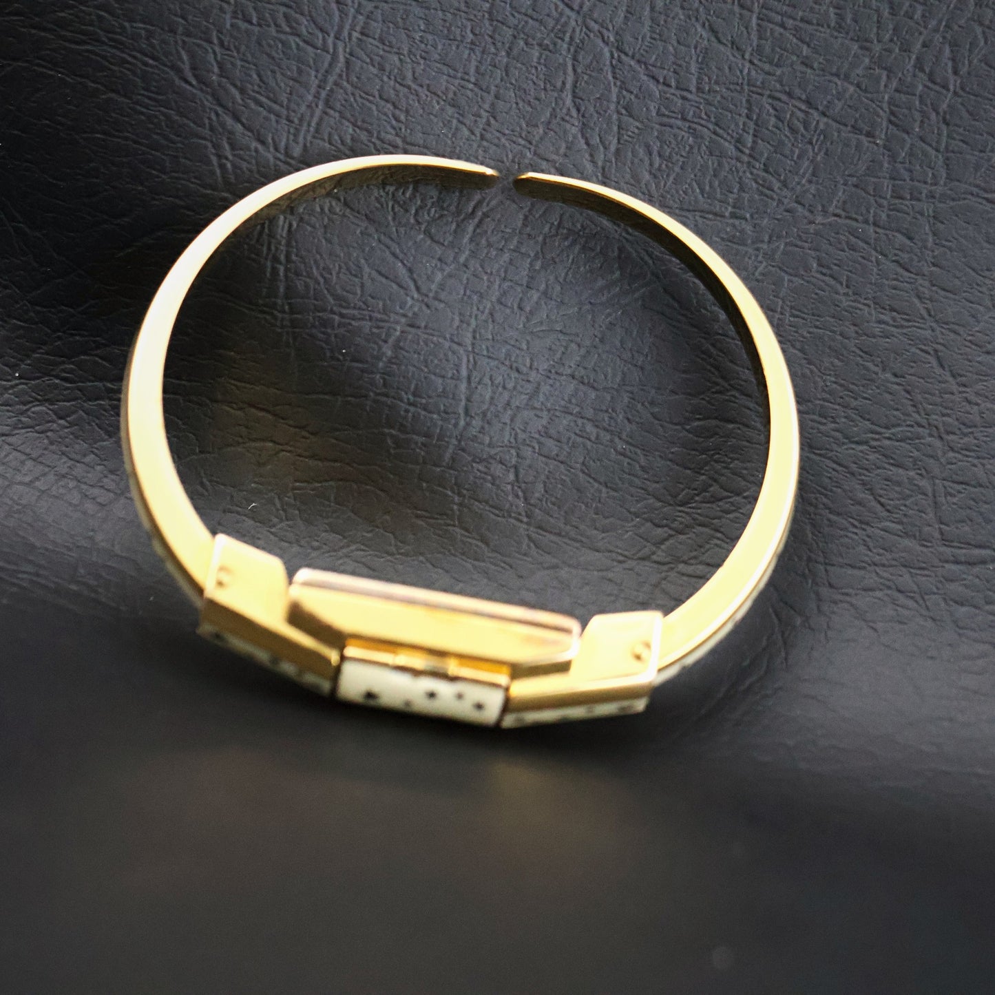 Titus Ladies Concealed-Dial Bangle Watch | White Enamel Star Pattern | Original Box