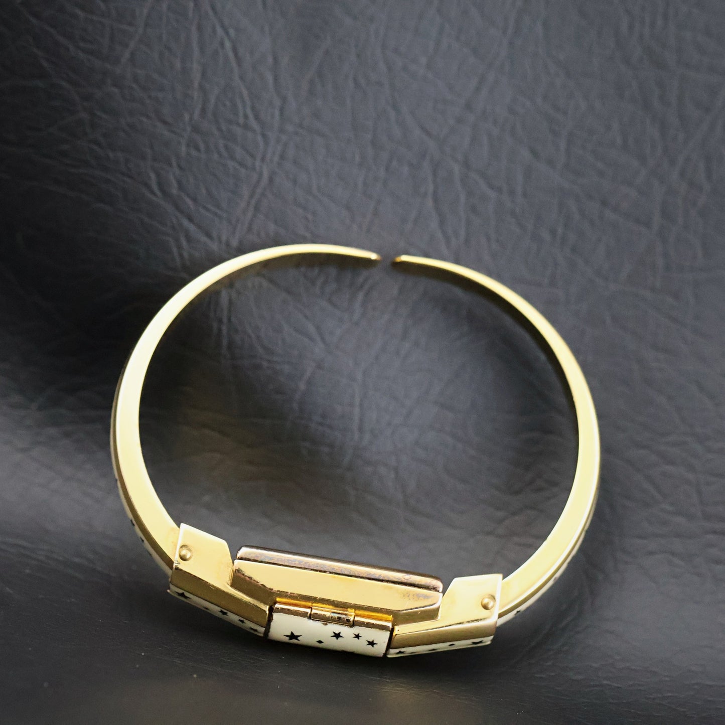 Titus Ladies Concealed-Dial Bangle Watch | White Enamel Star Pattern | Original Box