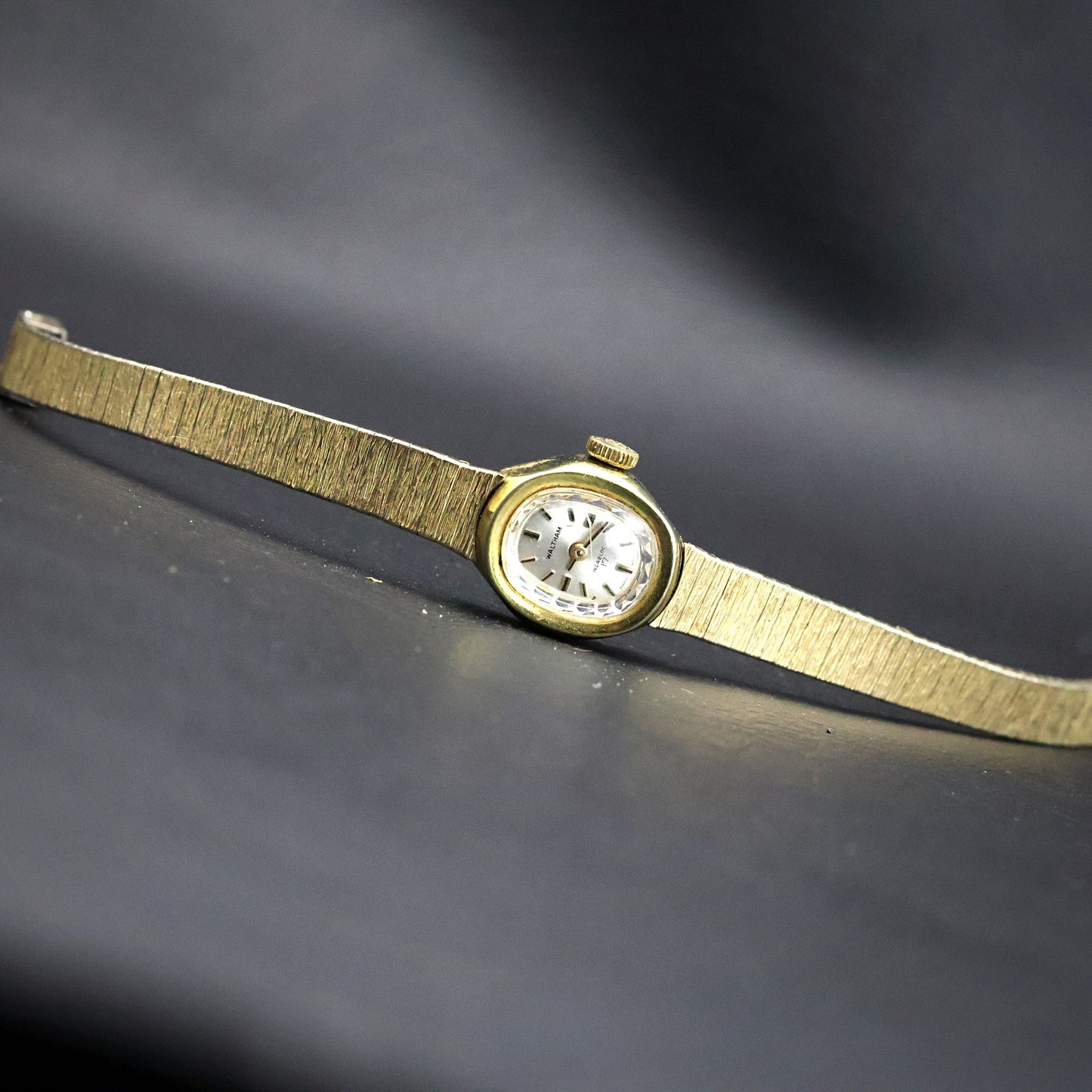 Waltham Ladies Oval Dress Watch | Gold Tone | Textured Mesh