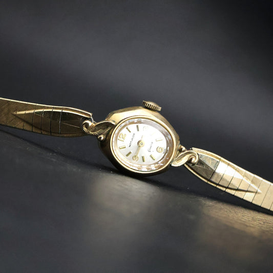 Wittnauer Ladies Oval Dress Watch | Gold Filled