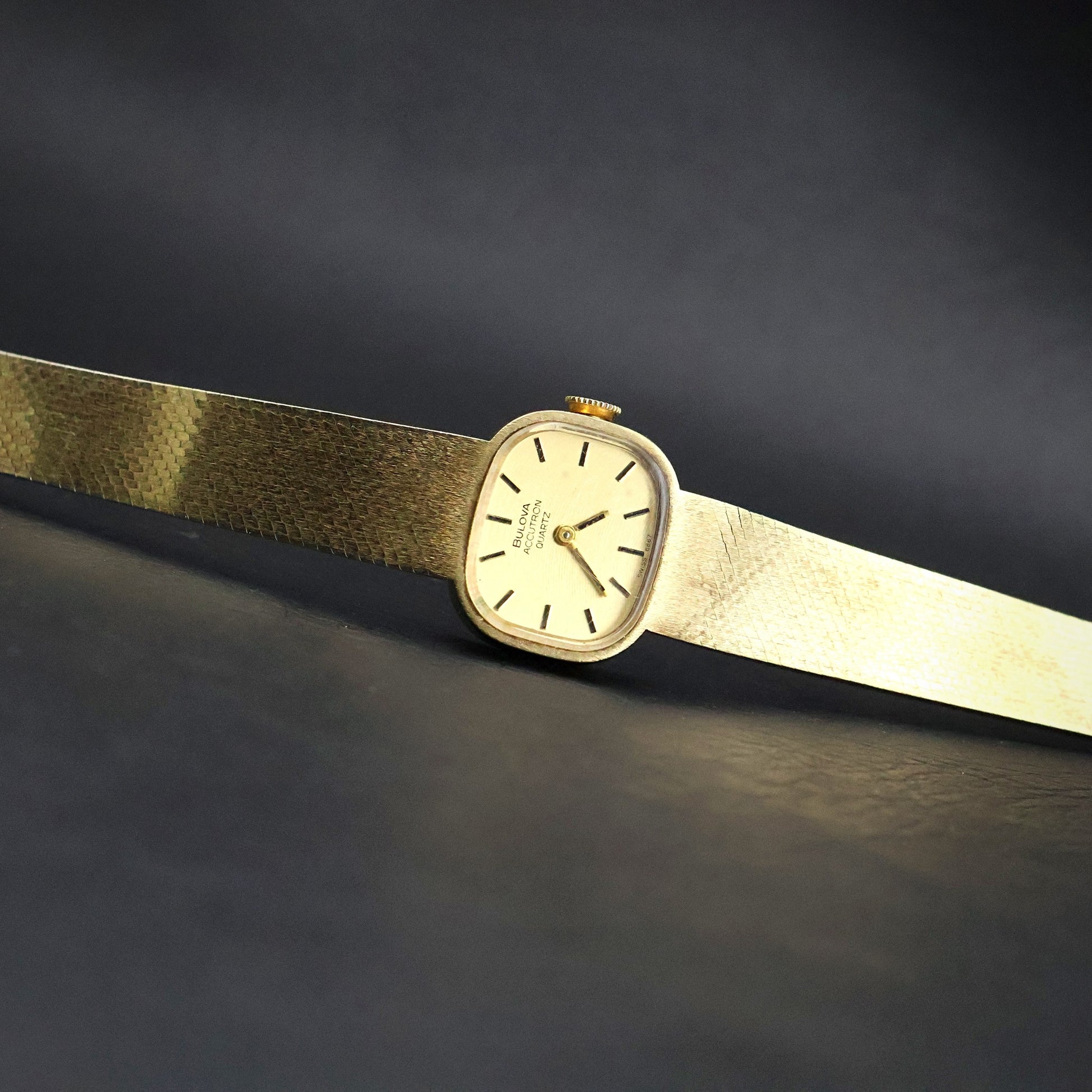Bulova Accutron Quartz | Gold Cushion | Champagne Dial