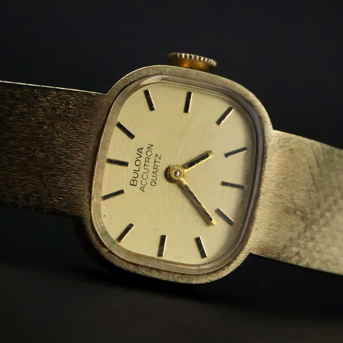 Bulova Accutron Quartz | Gold Cushion | Champagne Dial