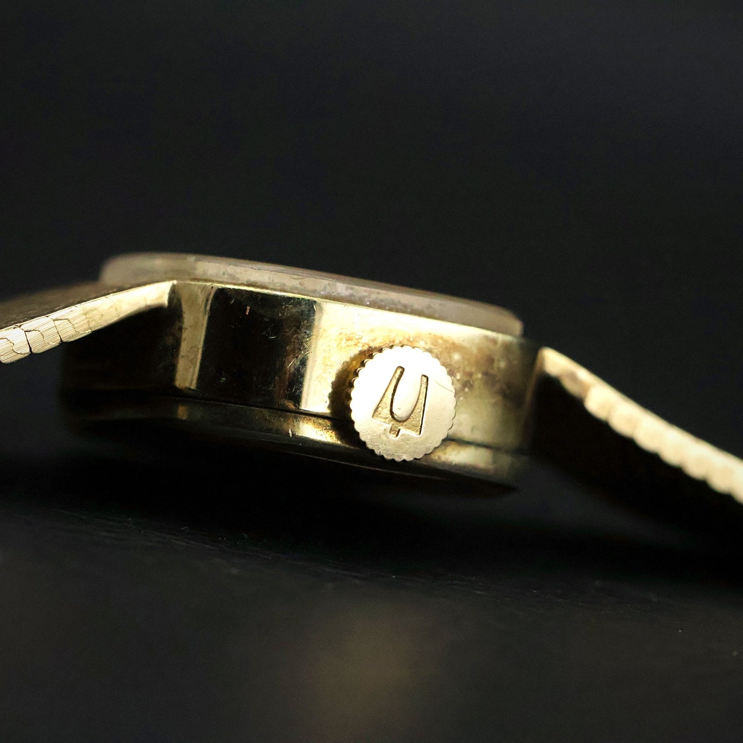 Bulova Accutron Quartz | Gold Cushion | Champagne Dial