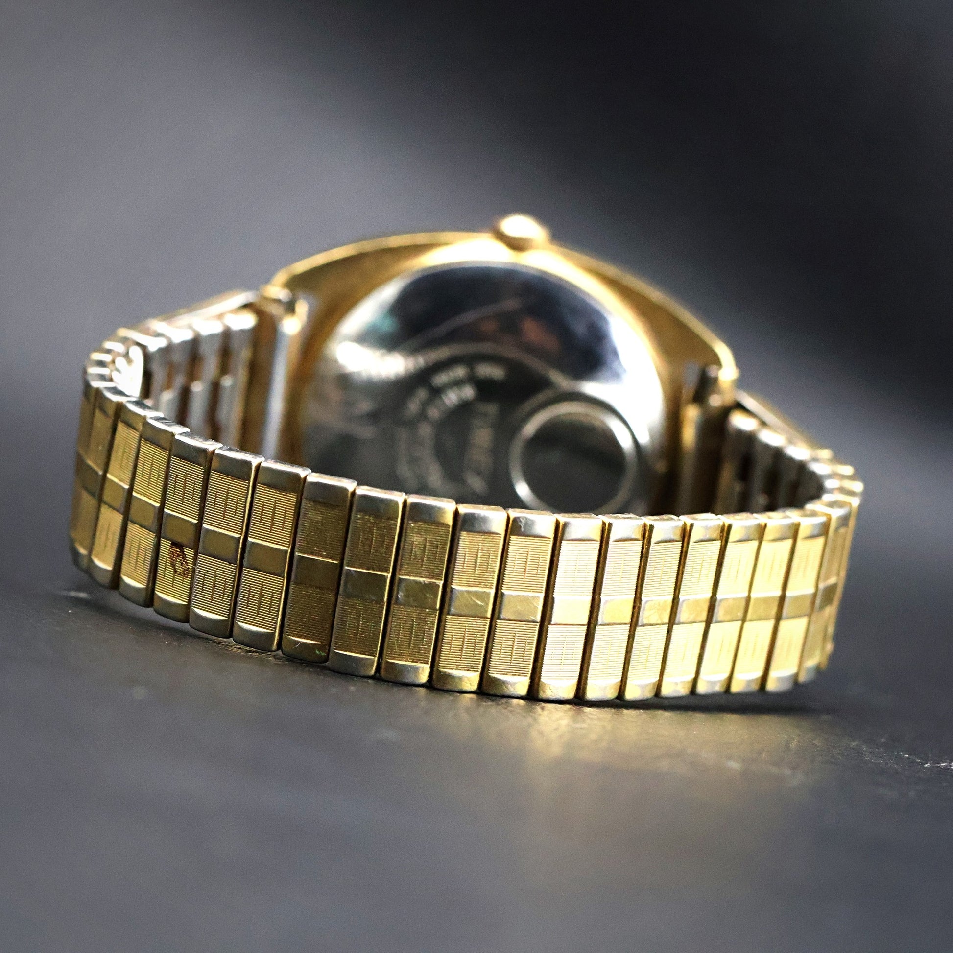 Timex Electric | Gold Round | Silver Sunburst Dial | Date