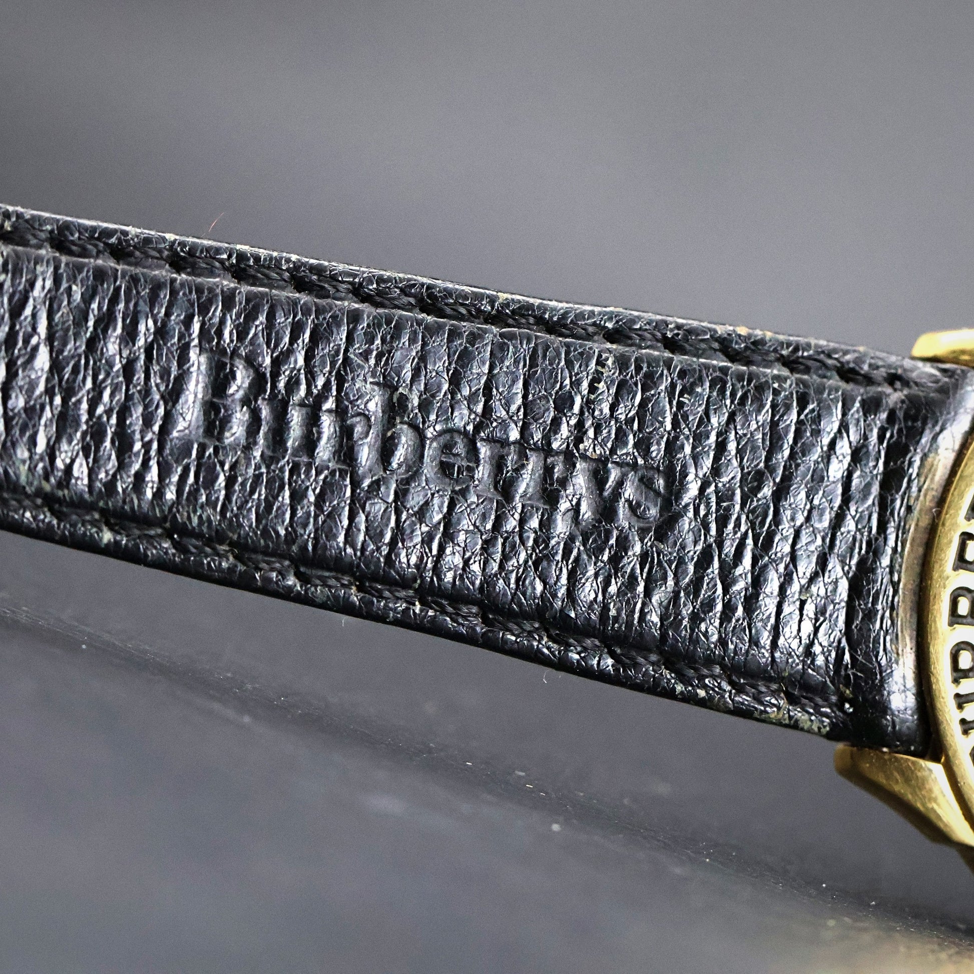 Burberrys London | Gold Round | Engraved Bezel | Black Roman Dial