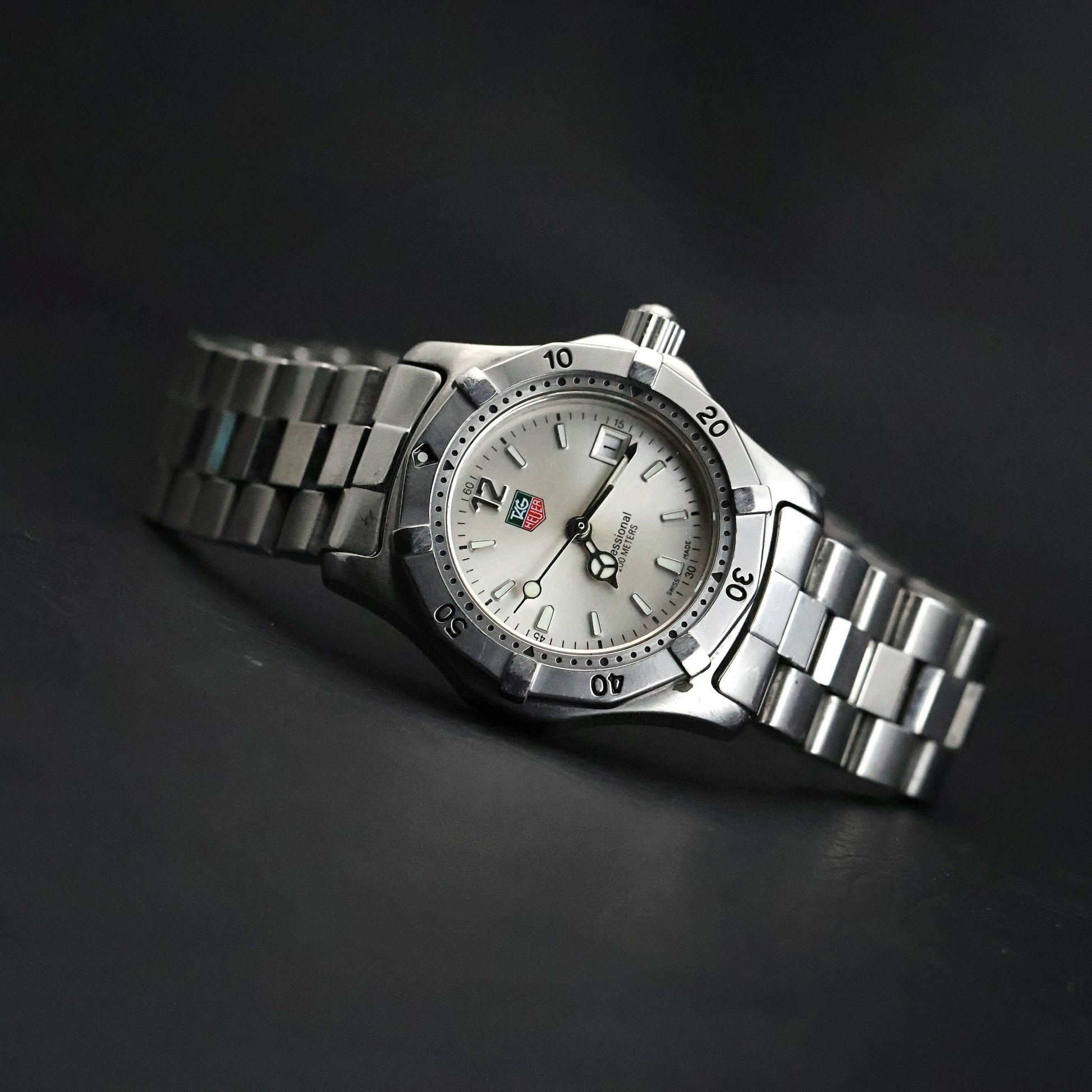 Tag Heuer Professional 2000 | Steel | Silver Dial | Rotating Bezel