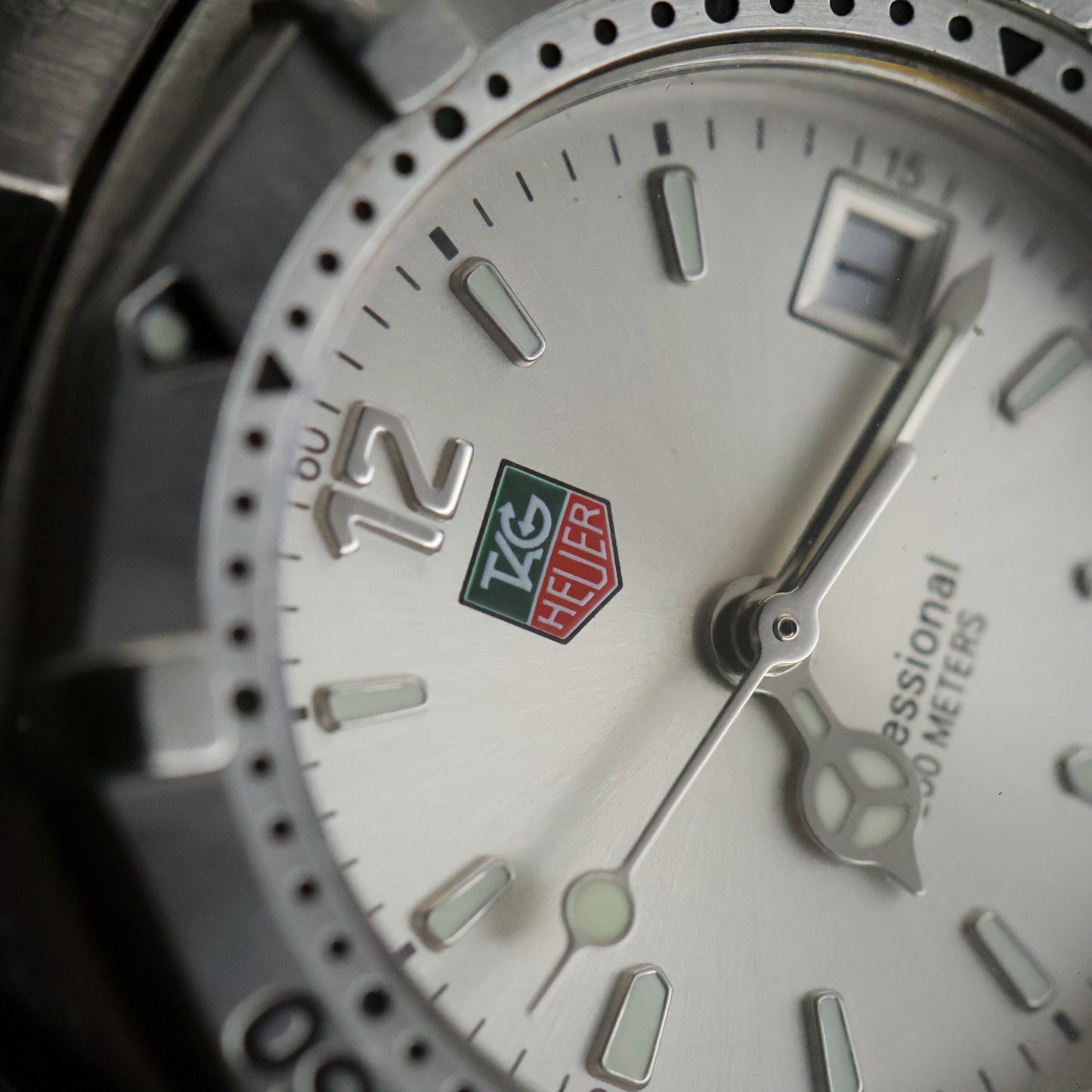 Tag Heuer Professional 2000 | Steel | Silver Dial | Rotating Bezel