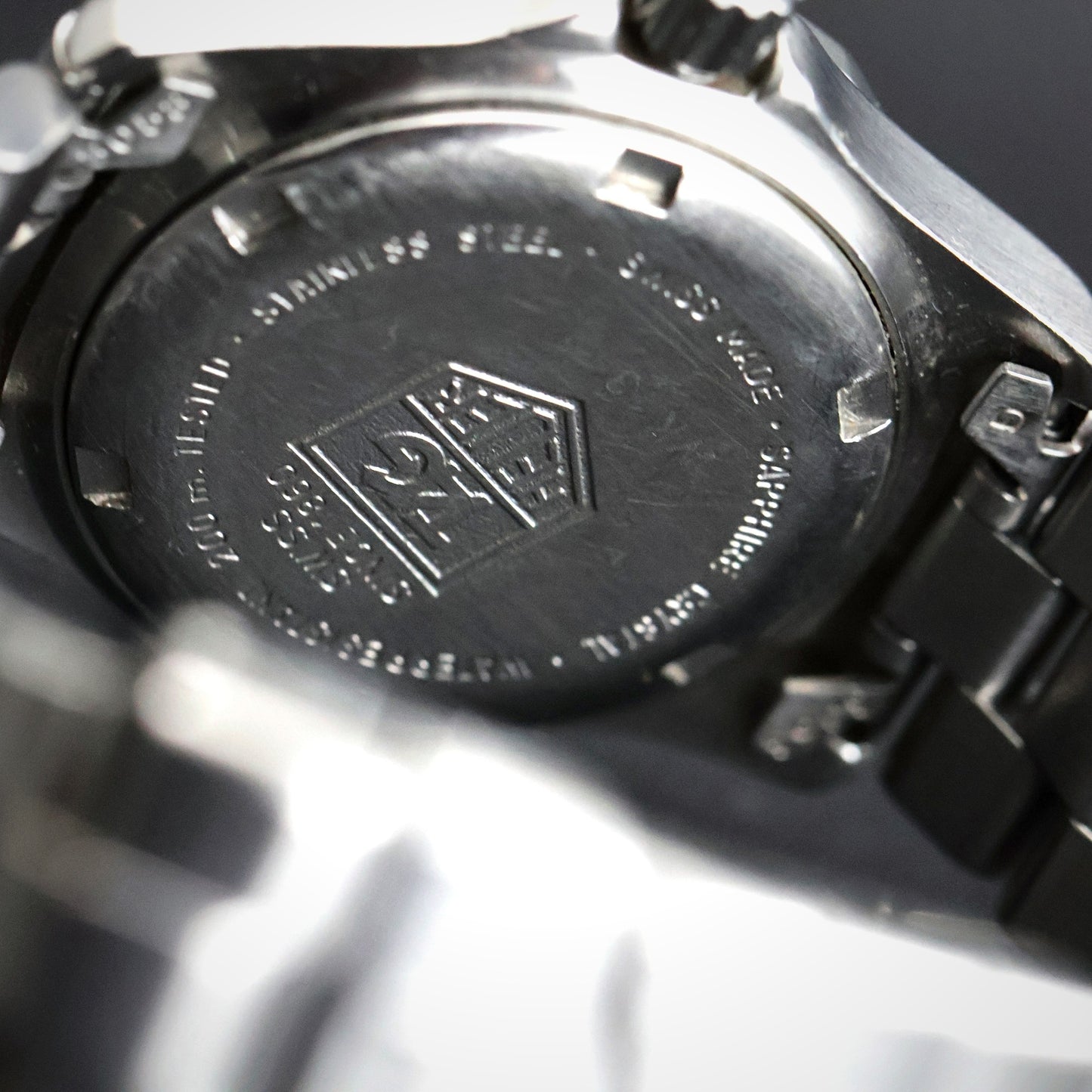 Tag Heuer Professional 2000 | Steel | Silver Dial | Rotating Bezel